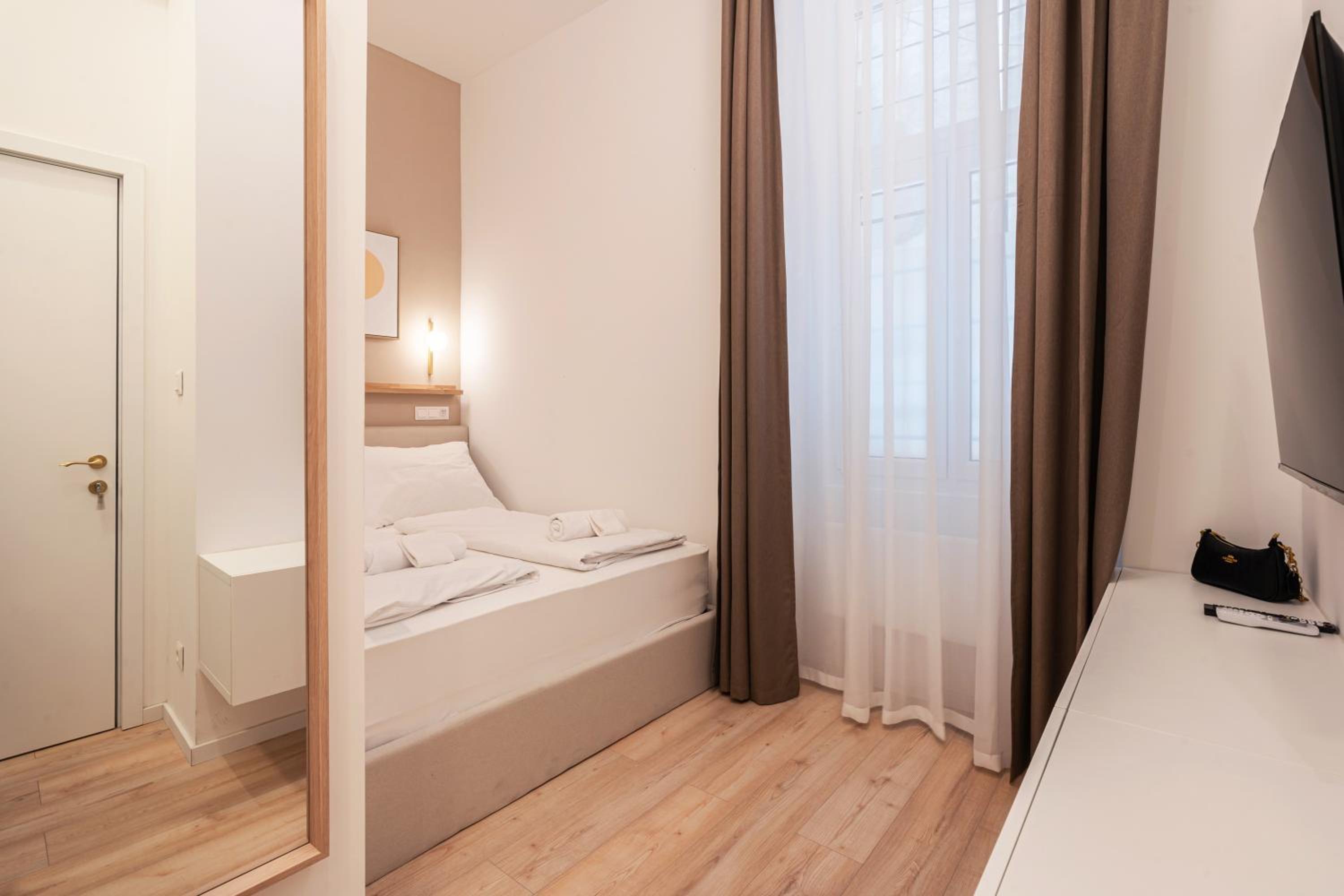 Akácfa 30 - Boutique Apartments, Best Location, by Bqa