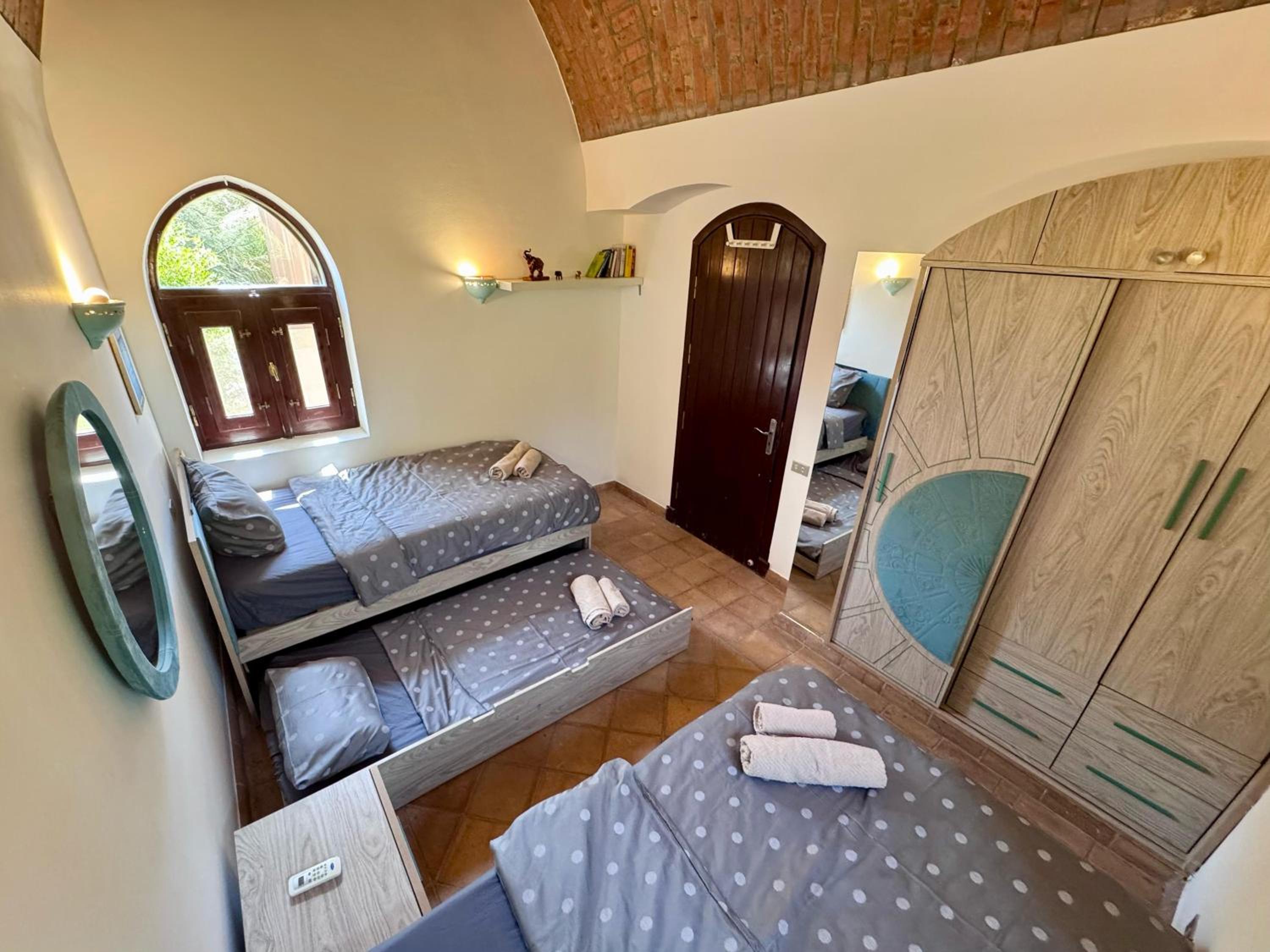 El Gouna Nubian Lagoonfront Villa - 4BR, 9 Guests