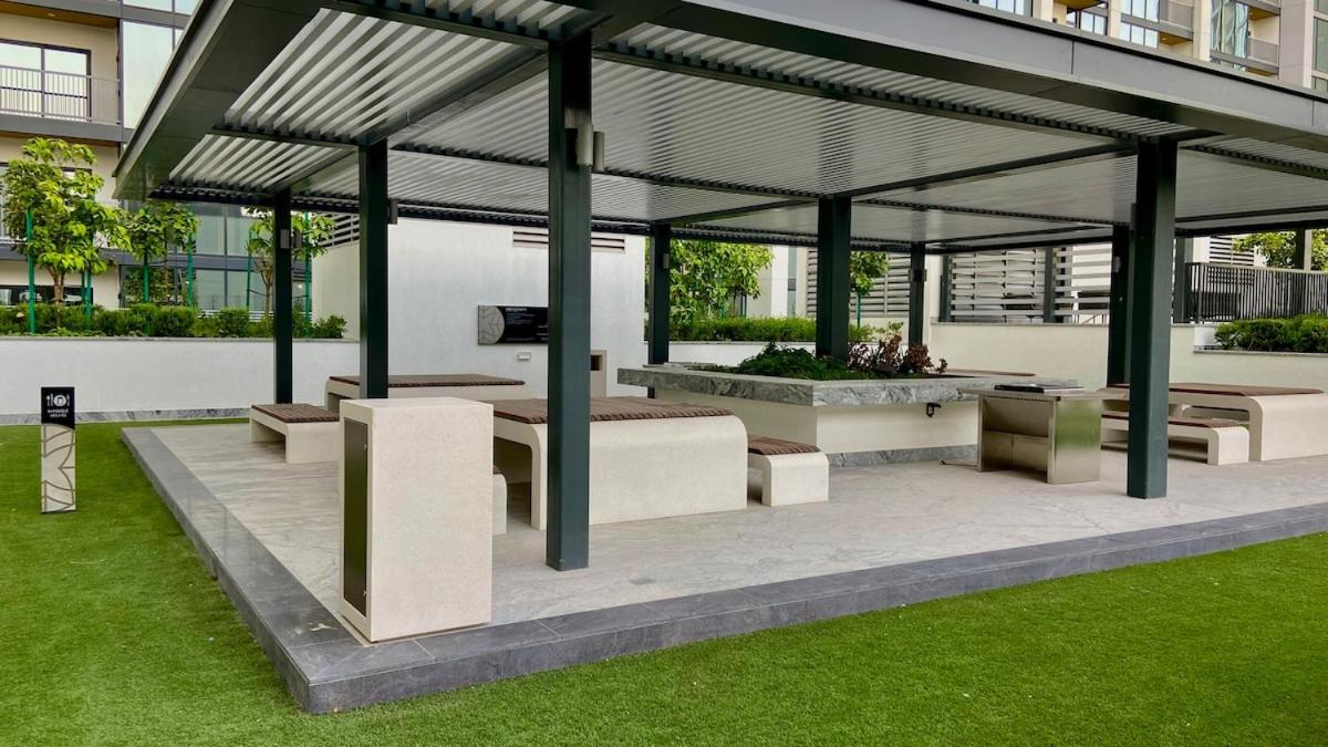 Stylish 1BR Retreat in Sobha Crest with Balcony