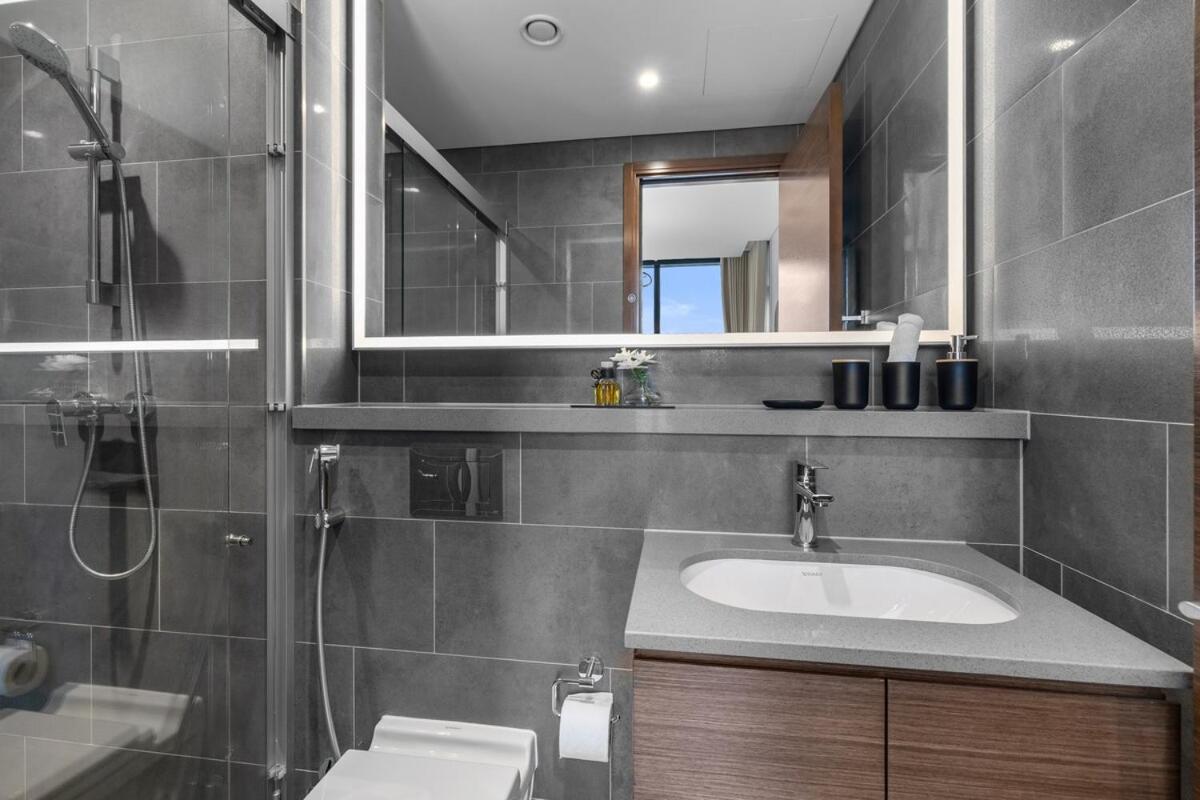 Stylish 1BR Retreat in Sobha Crest with Balcony