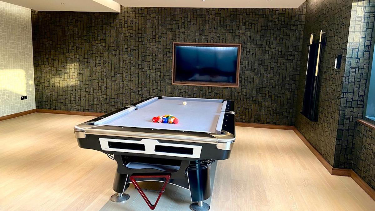 Stylish 1BR Retreat in Sobha Crest with Balcony