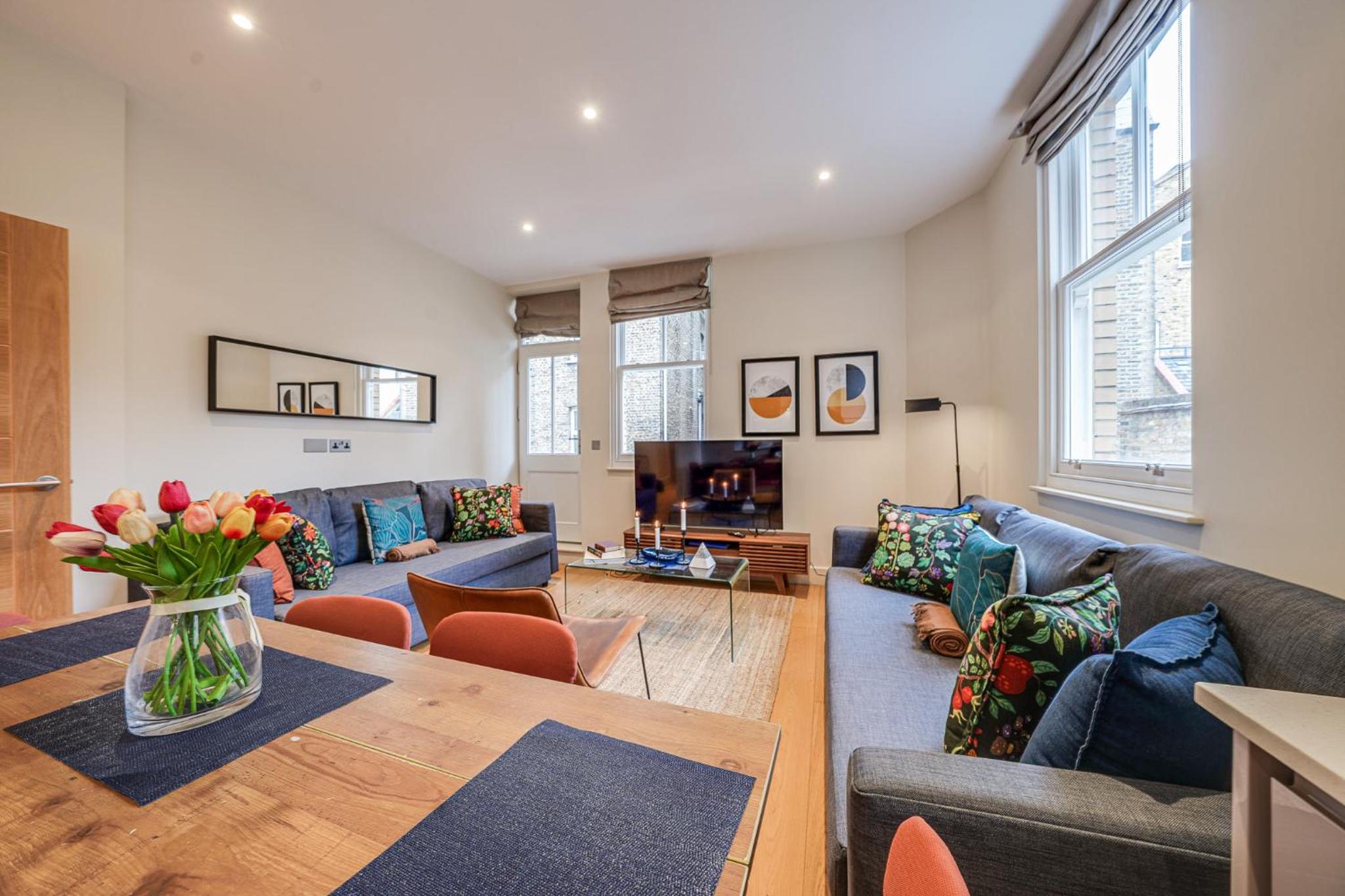 Fitzrovia Apartments 3BR Sleeps 18 Oxford