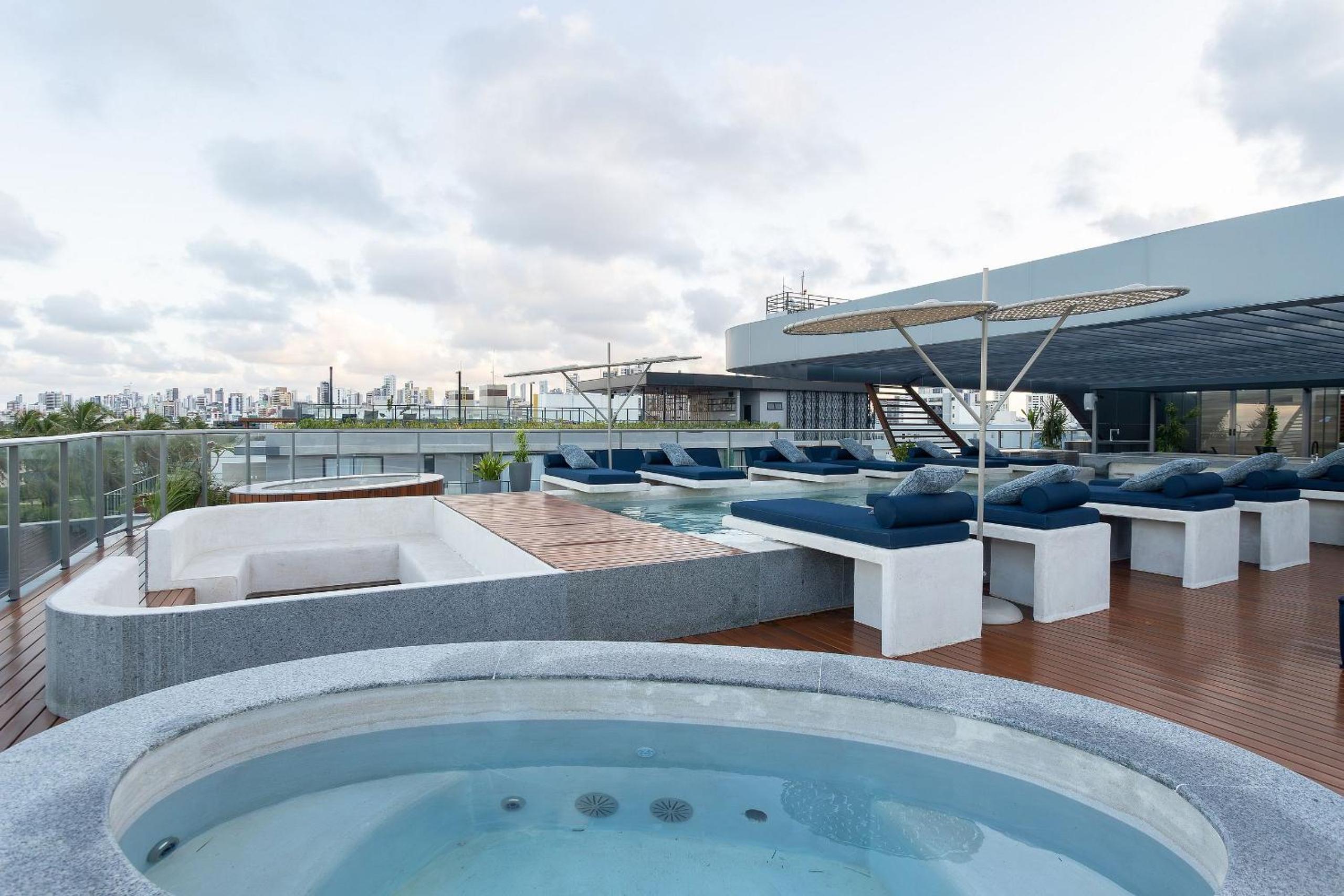 Setai Aquamaris #120 - Seafront by Carpediem