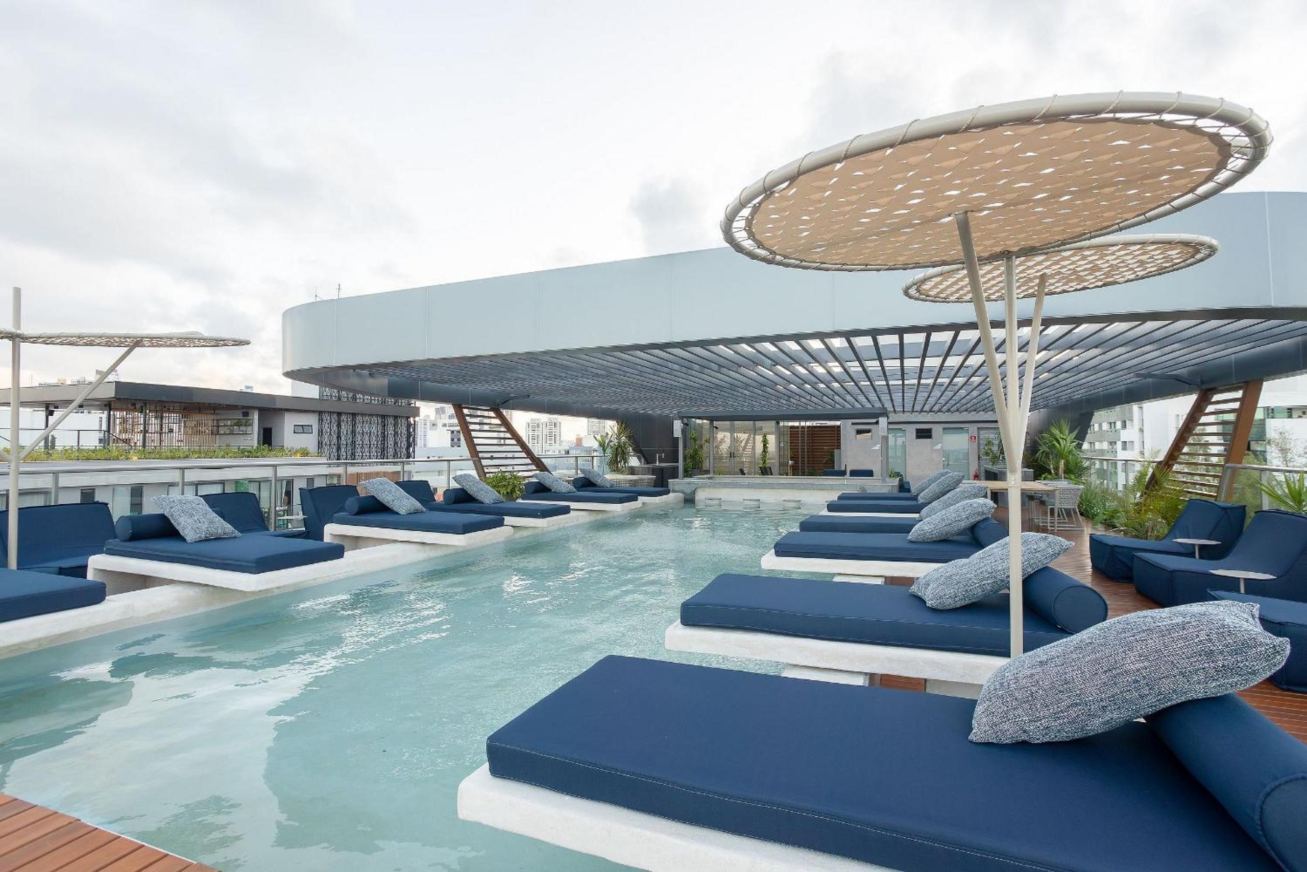 Setai Aquamaris #120 - Seafront by Carpediem