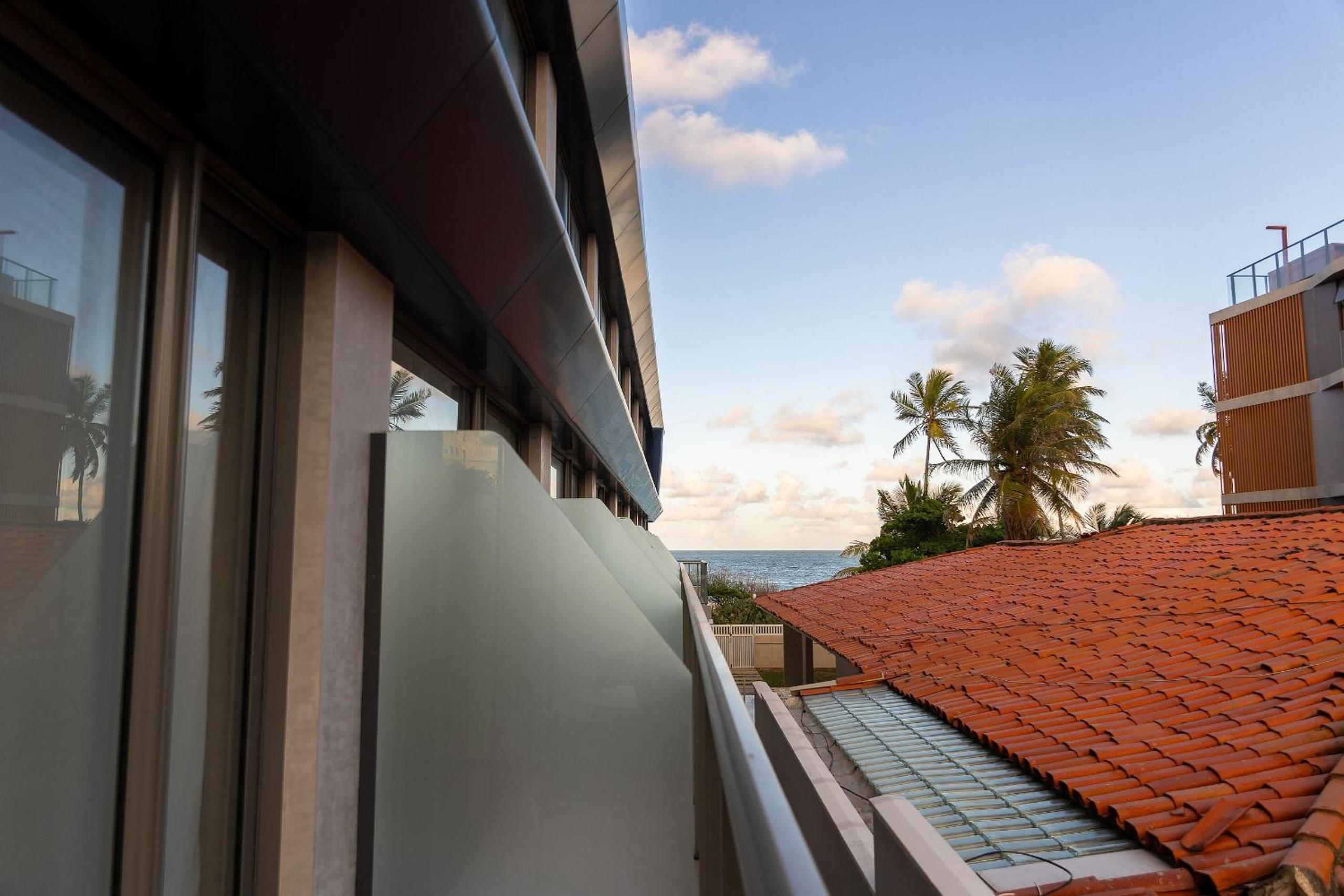 Setai Aquamaris #120 - Seafront by Carpediem