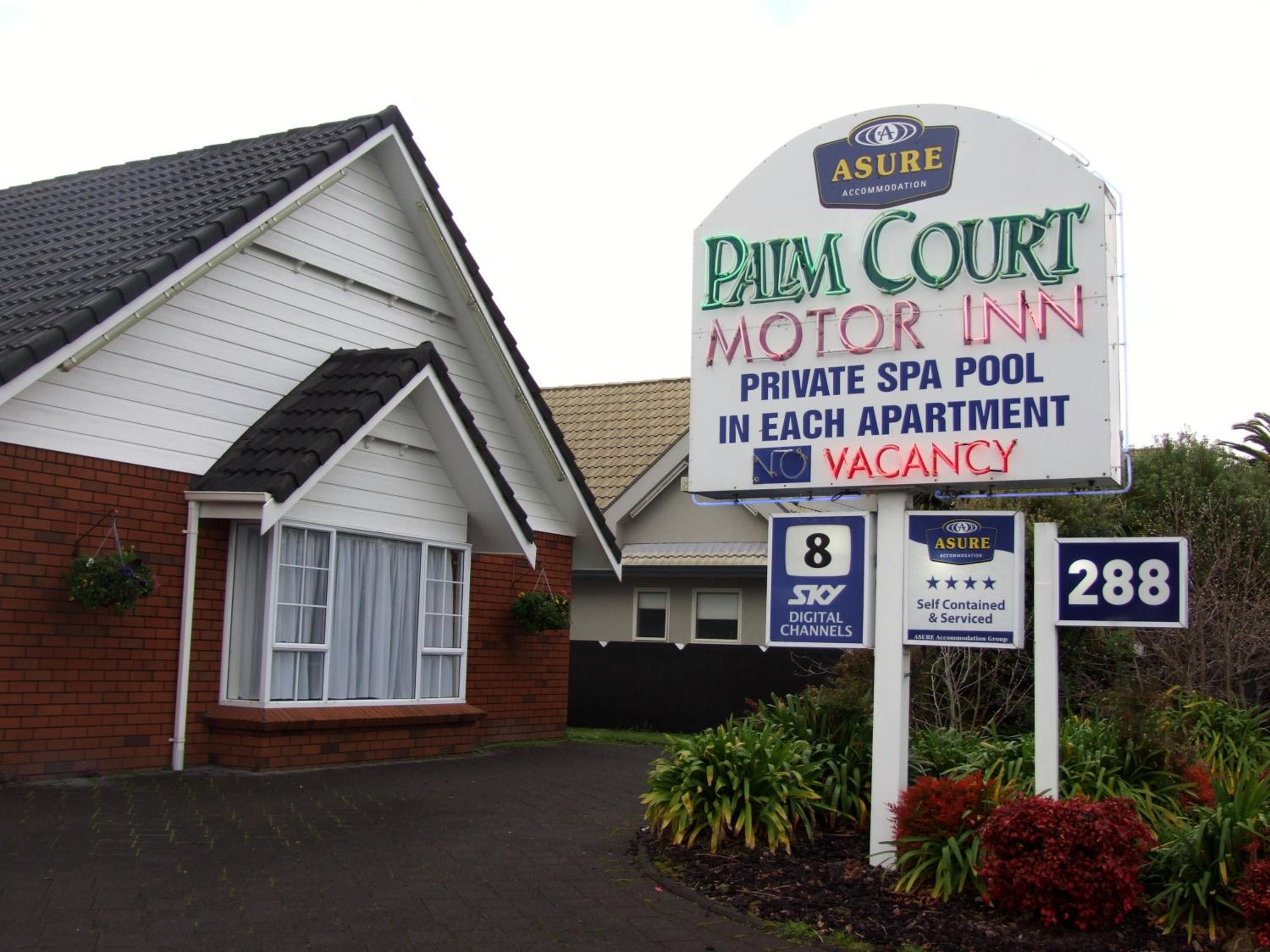 Palm Court Motor Inn view 4