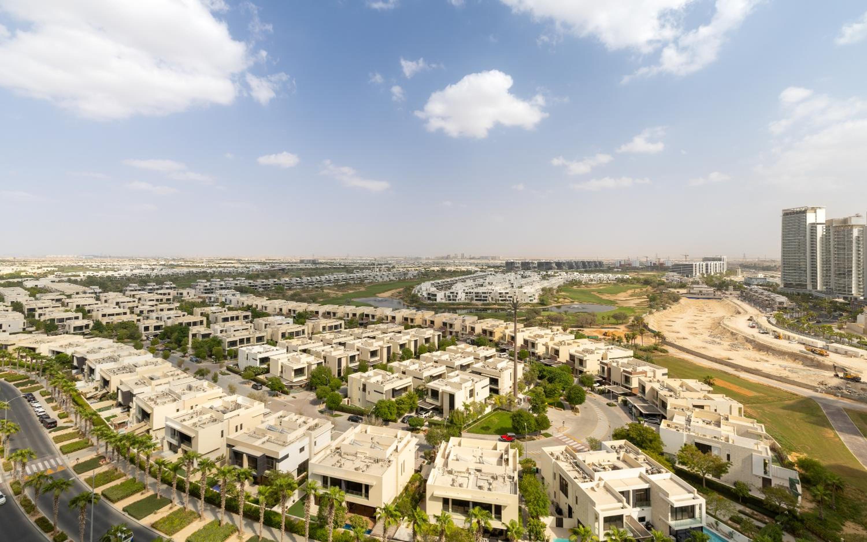 Maison Privee - Stylish Studio with Top Facilities in Damac Hills