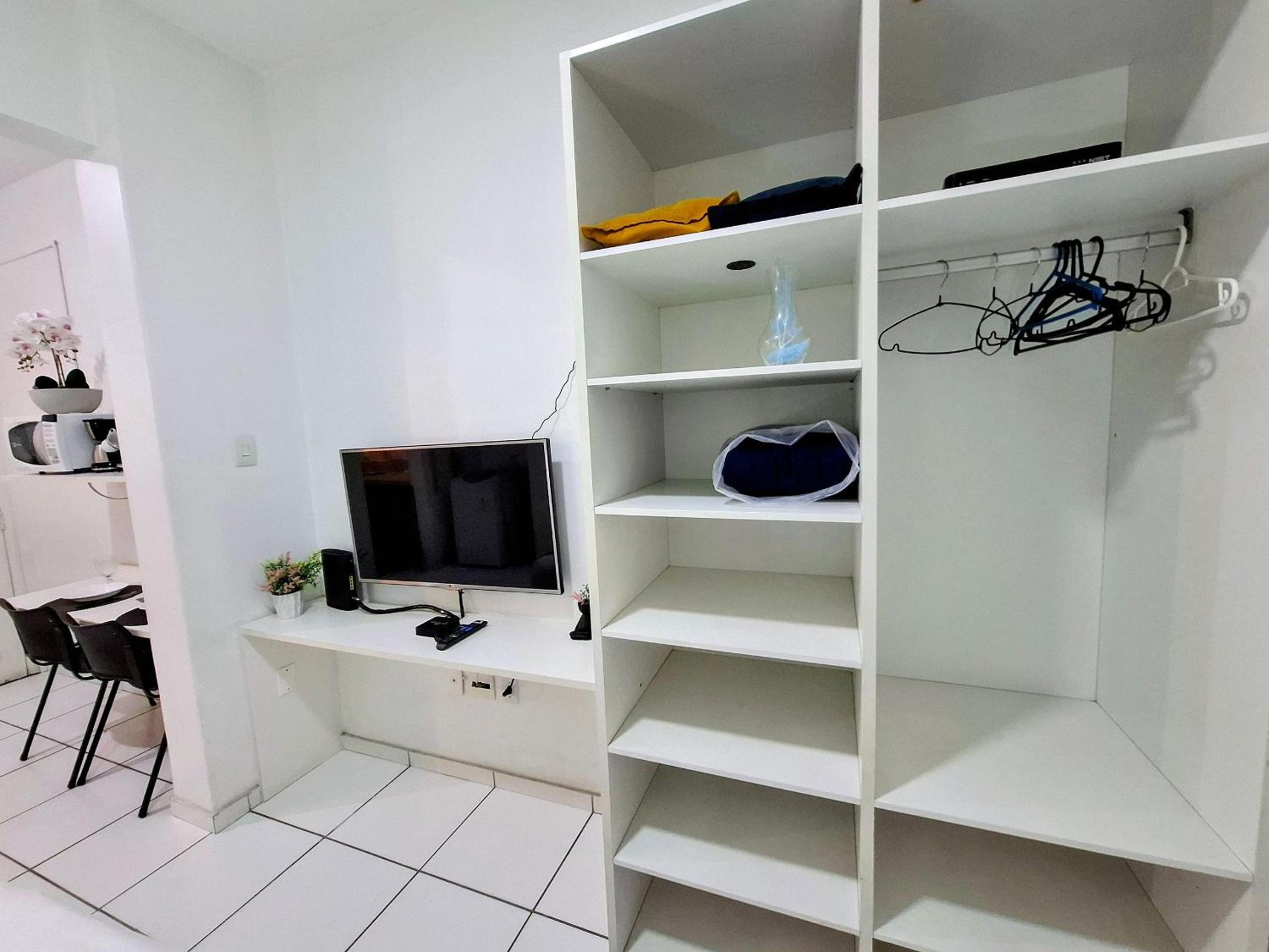Copacabana Must - 3 guests, beach and comfort!