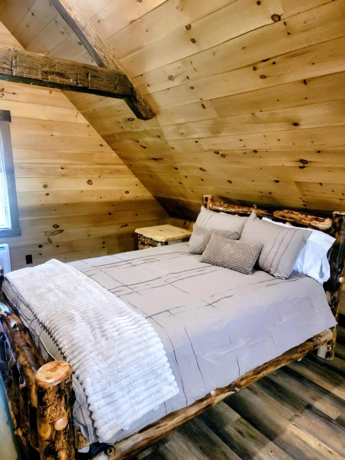 WildWood Cabin