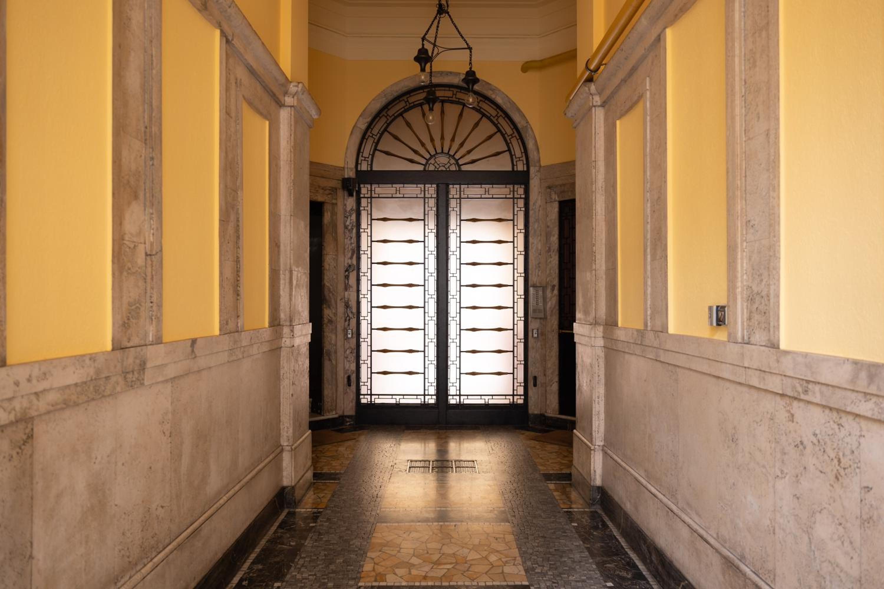 Elegante Bilocale nel Cuore di Milano - Mirable PM