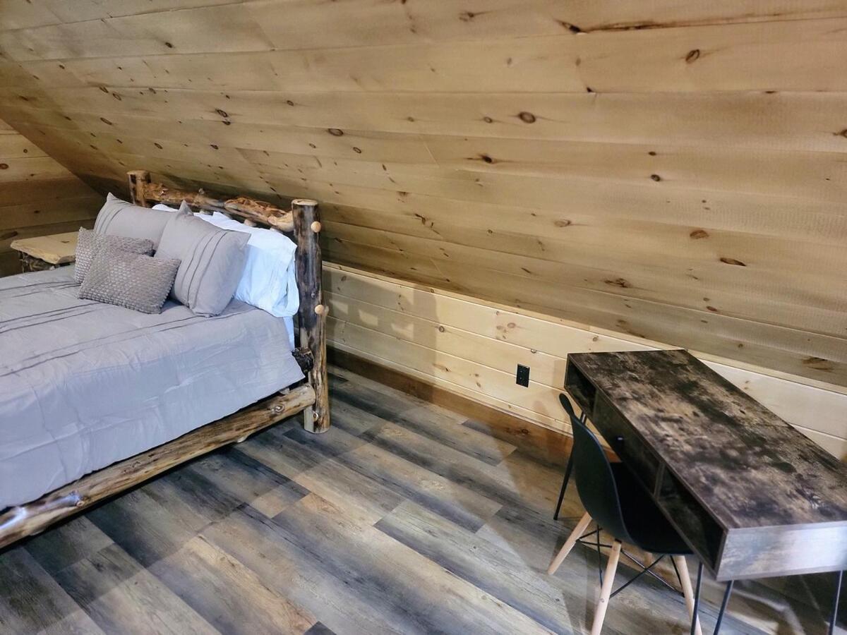 WildWood Cabin