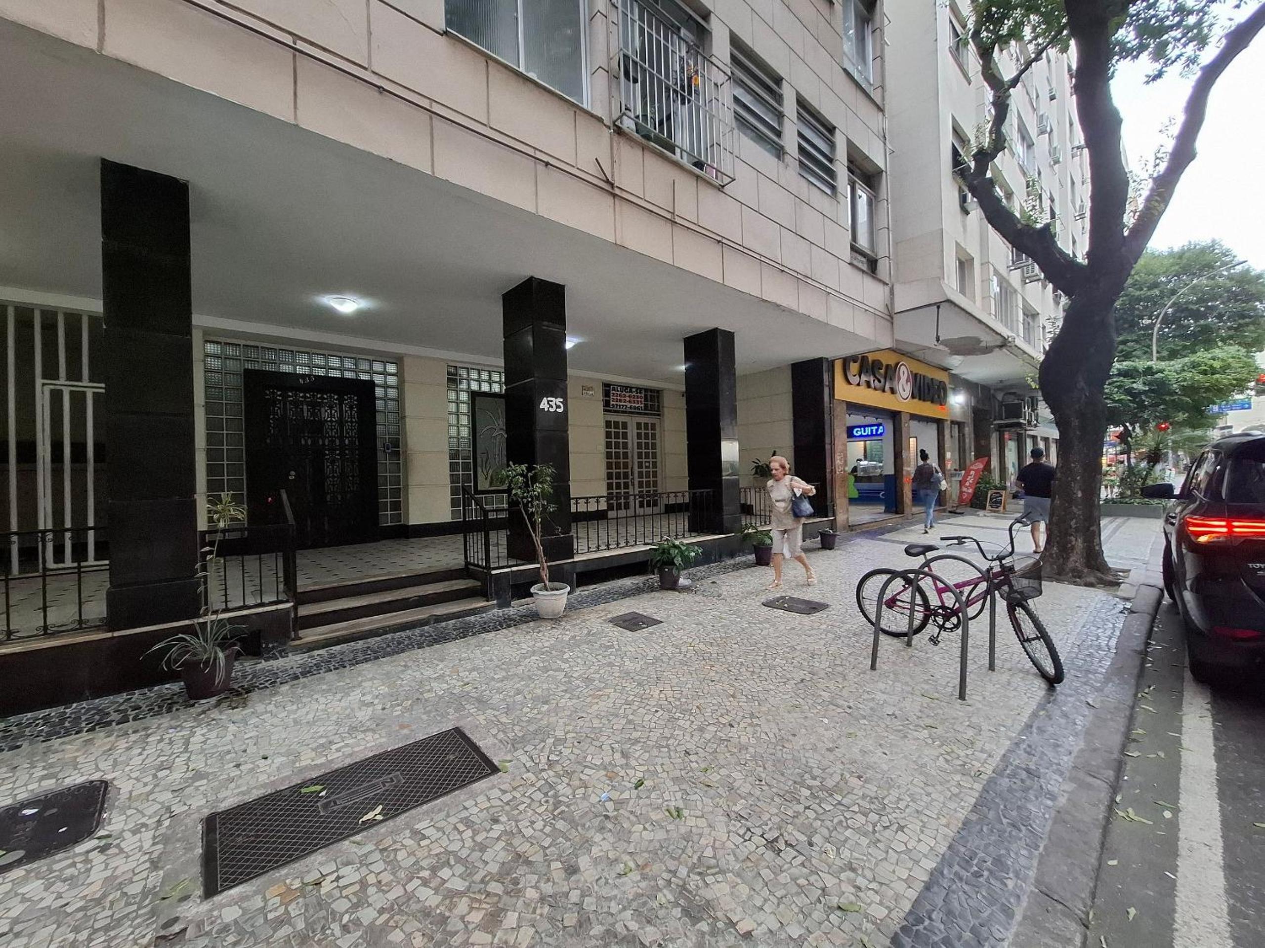Copacabana Must - 3 guests, beach and comfort!