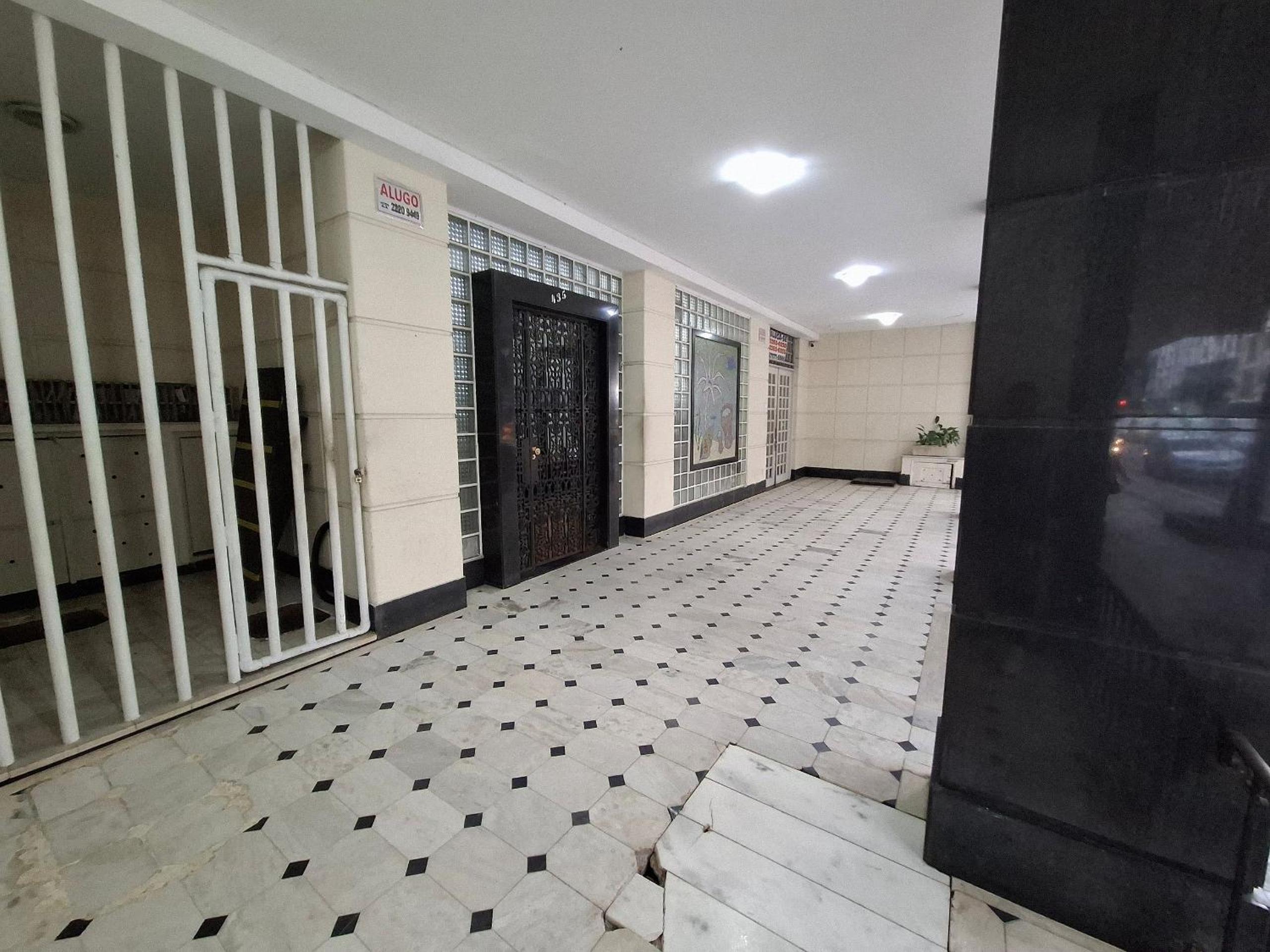 Copacabana Must - 3 guests, beach and comfort!