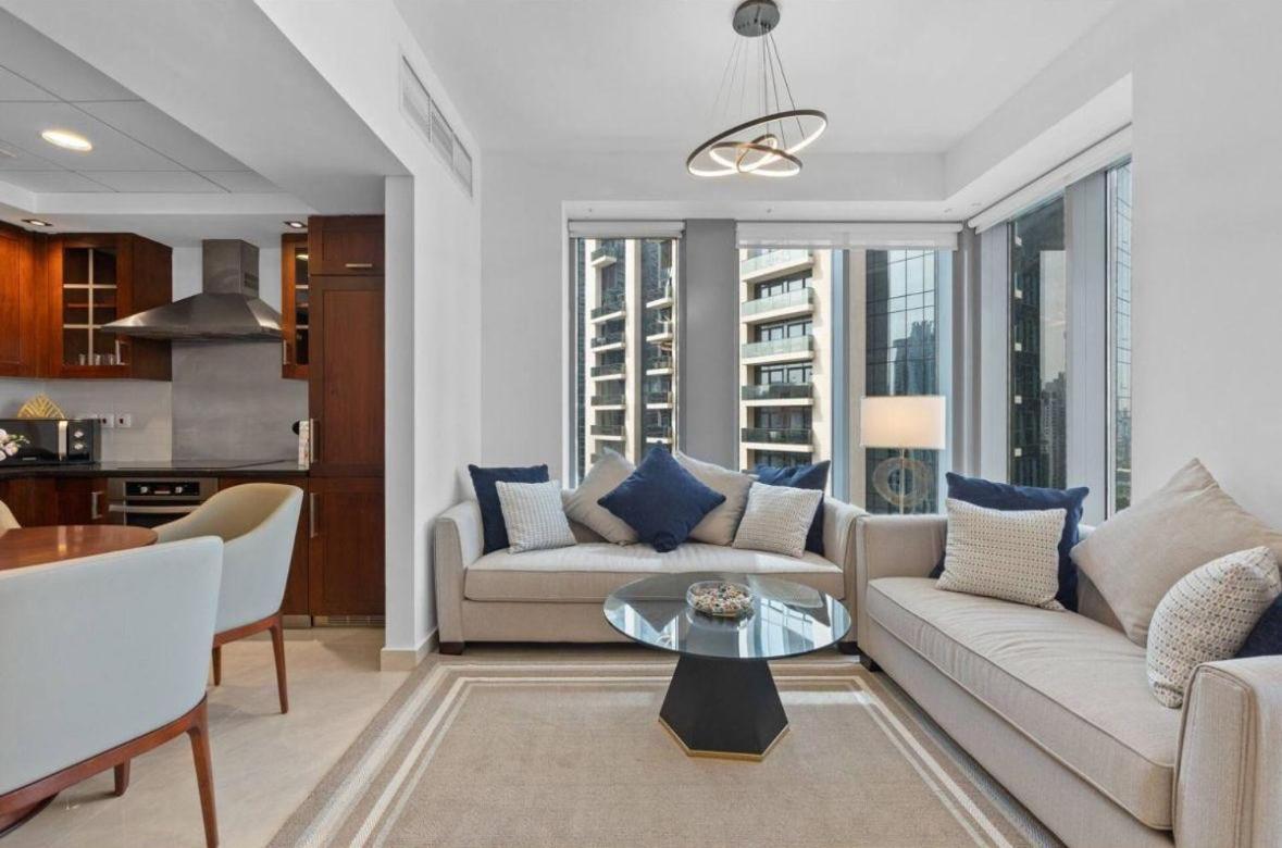 Simply Comfort Vacation Homes Rental Luxury Apartment Fontaine View & Burj Khalifa at Emaar 29 Boulevard