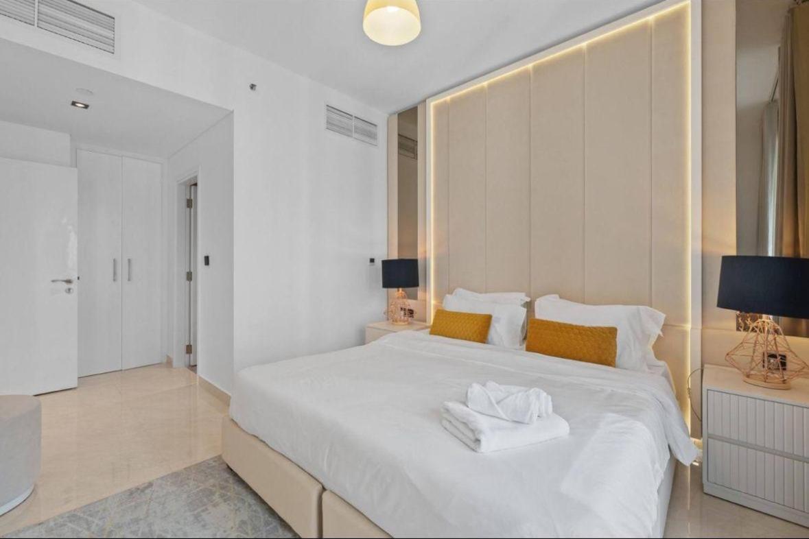 Simply Comfort Vacation Homes Rental Luxury Apartment Fontaine View & Burj Khalifa at Emaar 29 Boulevard