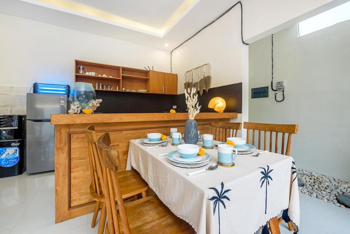 Adikara Villa 2 Cozy 2BR in Canggu, Berawa 5 mins to the beach