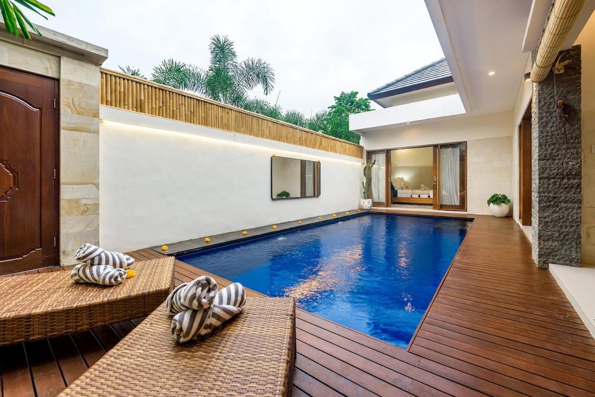 Adikara Villa 2 Cozy 2BR in Canggu, Berawa 5 mins to the beach