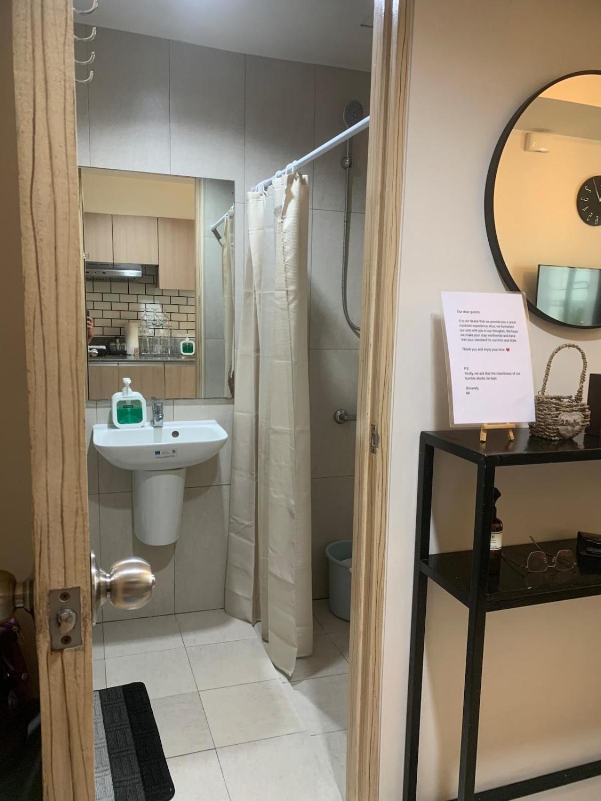 Studio with Balcony plus City View at Inspiria with Fast WiFi & Free Netflix