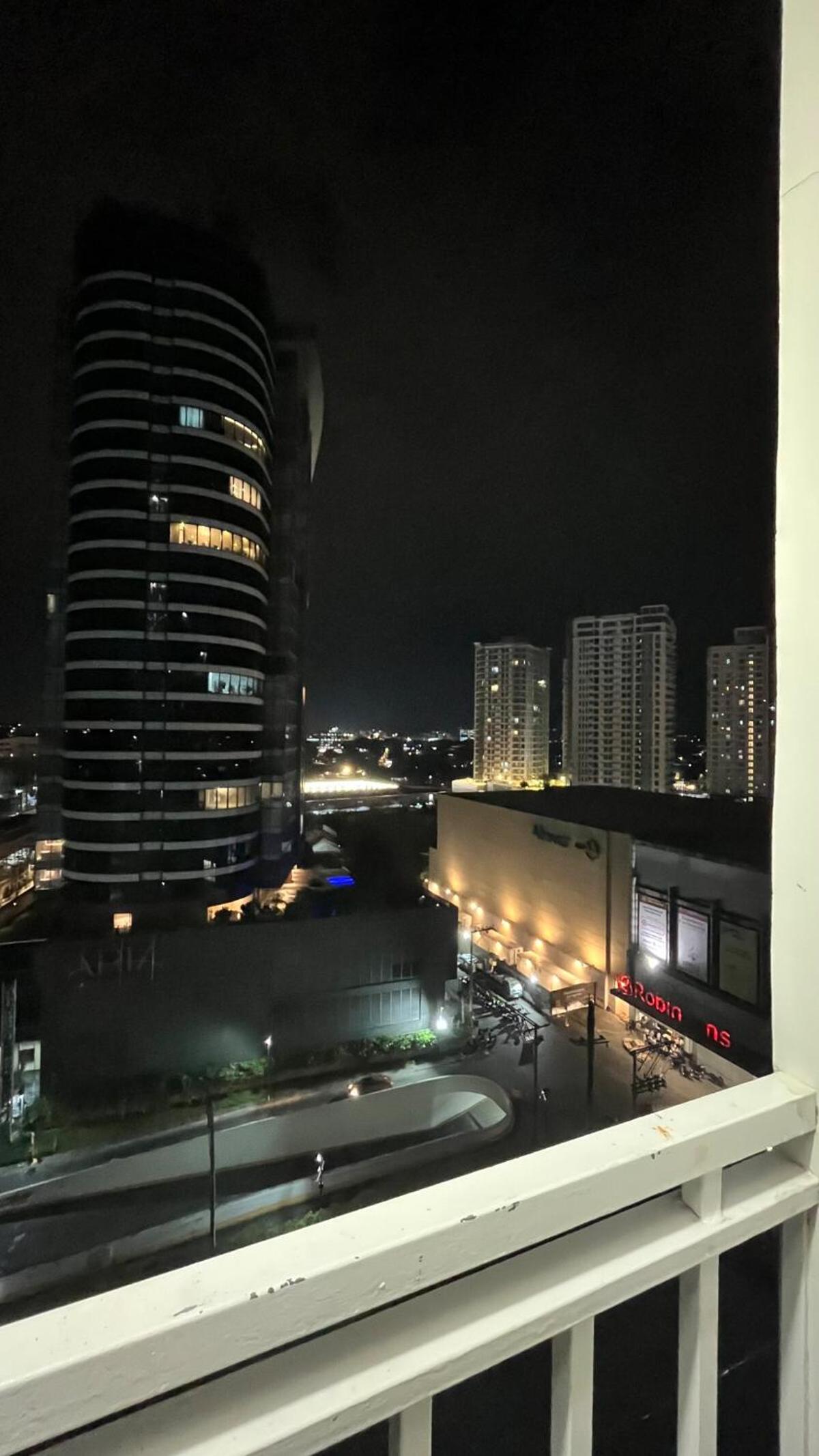 Studio with Balcony plus City View at Inspiria with Fast WiFi & Free Netflix