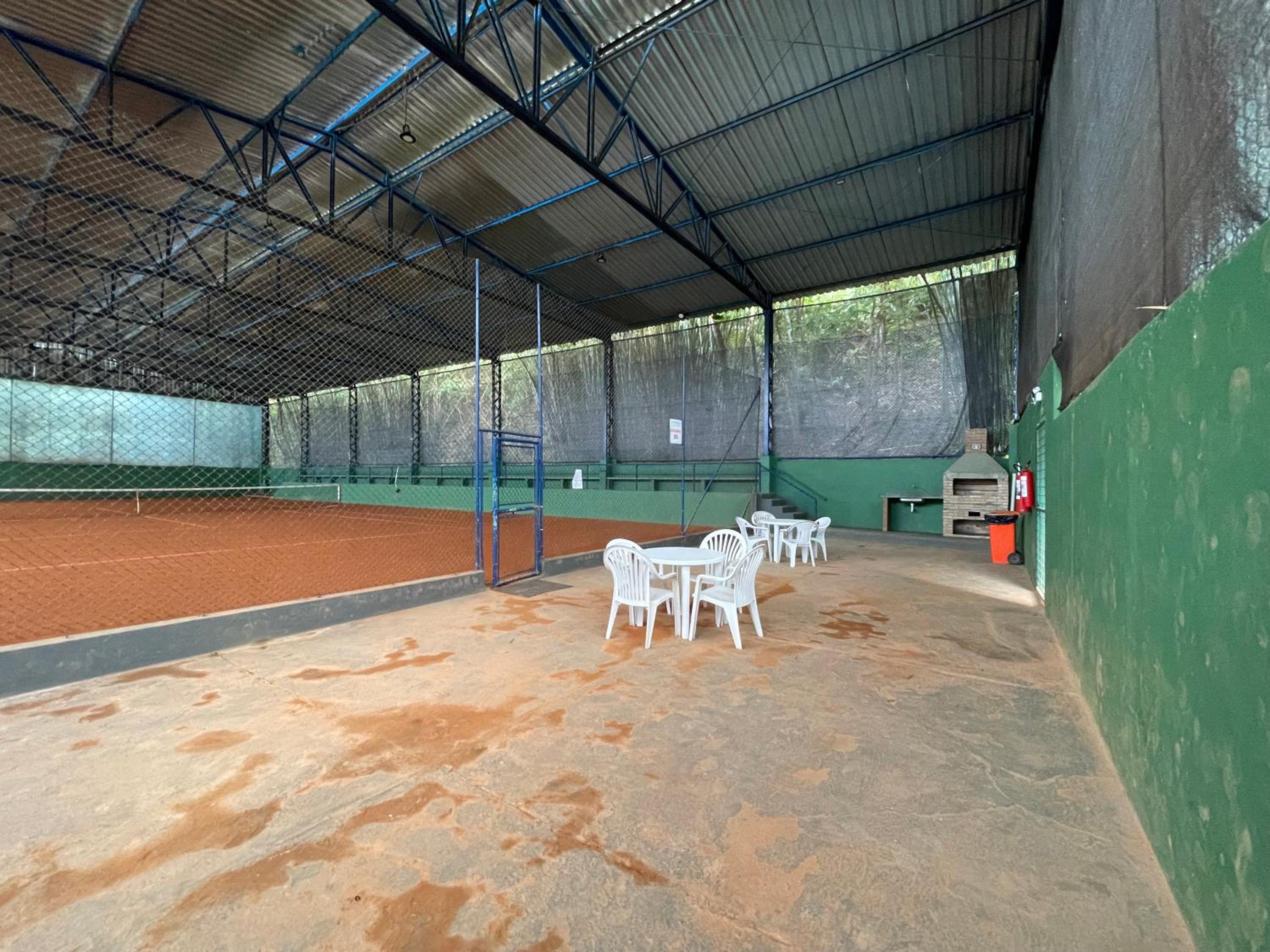 Resort Wembley Tenis 250m da Praia das Toninhas