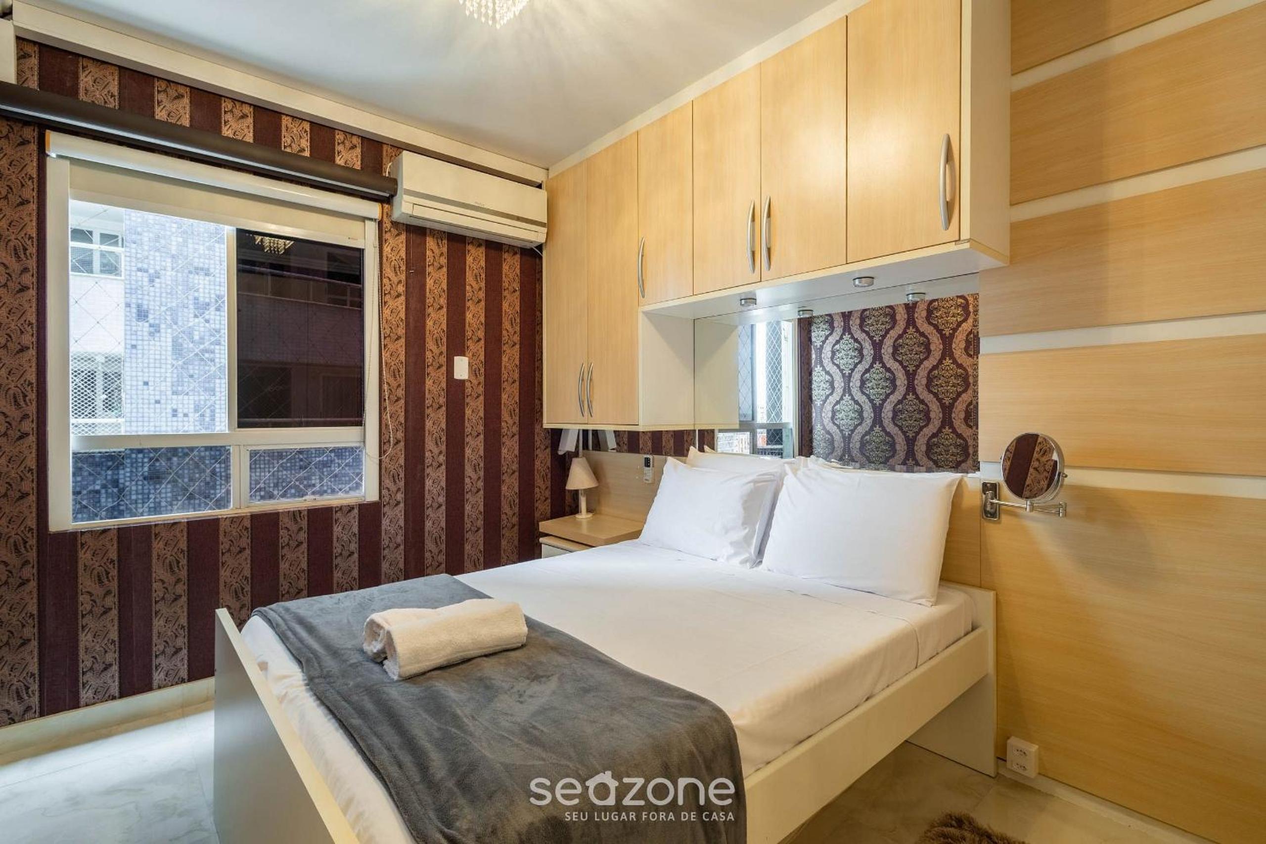 Apartments 400 m from the Beach in BC - CEV