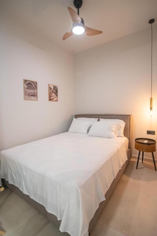 85 Urban Suites