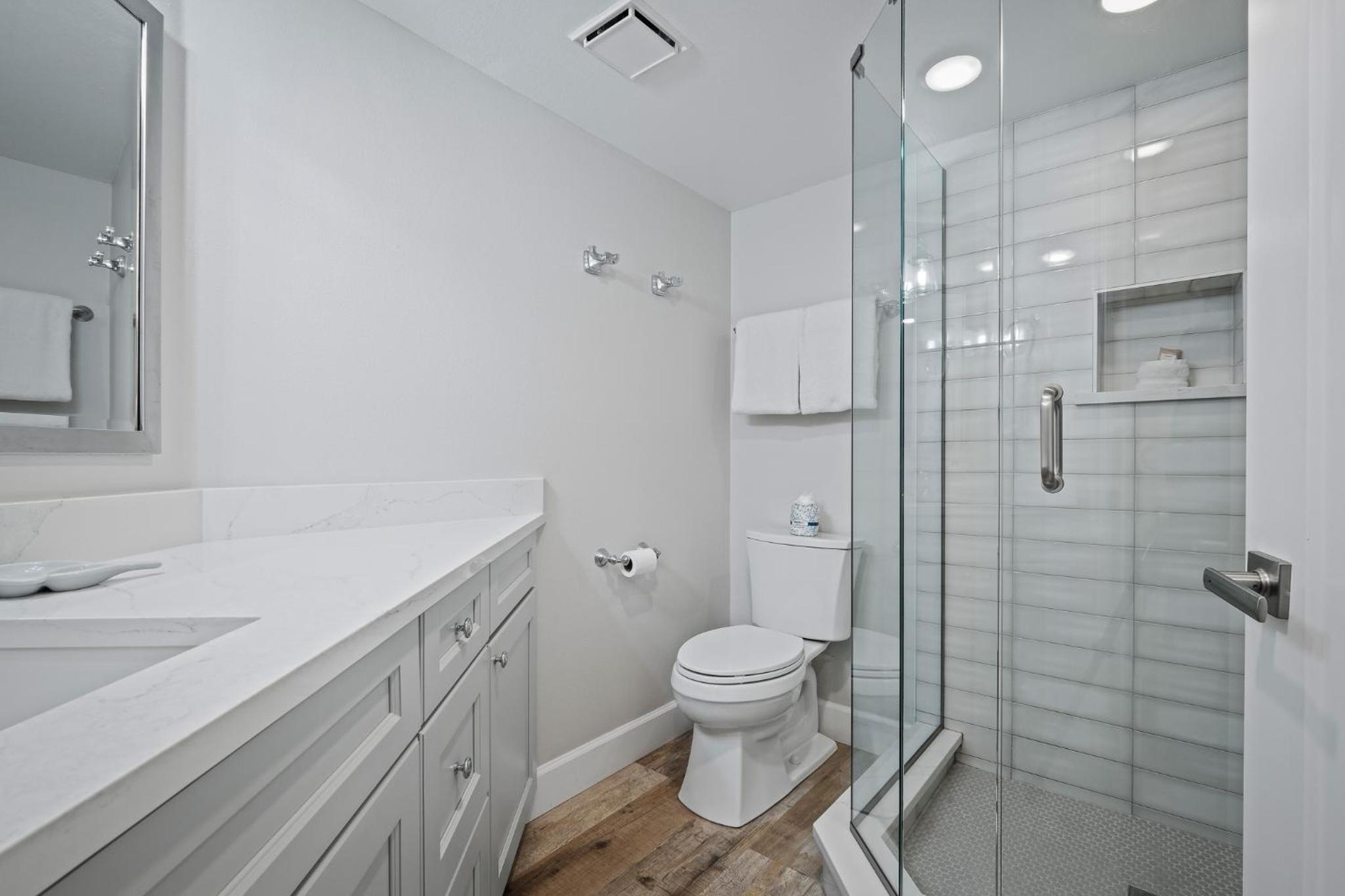 Stunning direct oceanfront condo with a balcony, hot tub, and heated pool