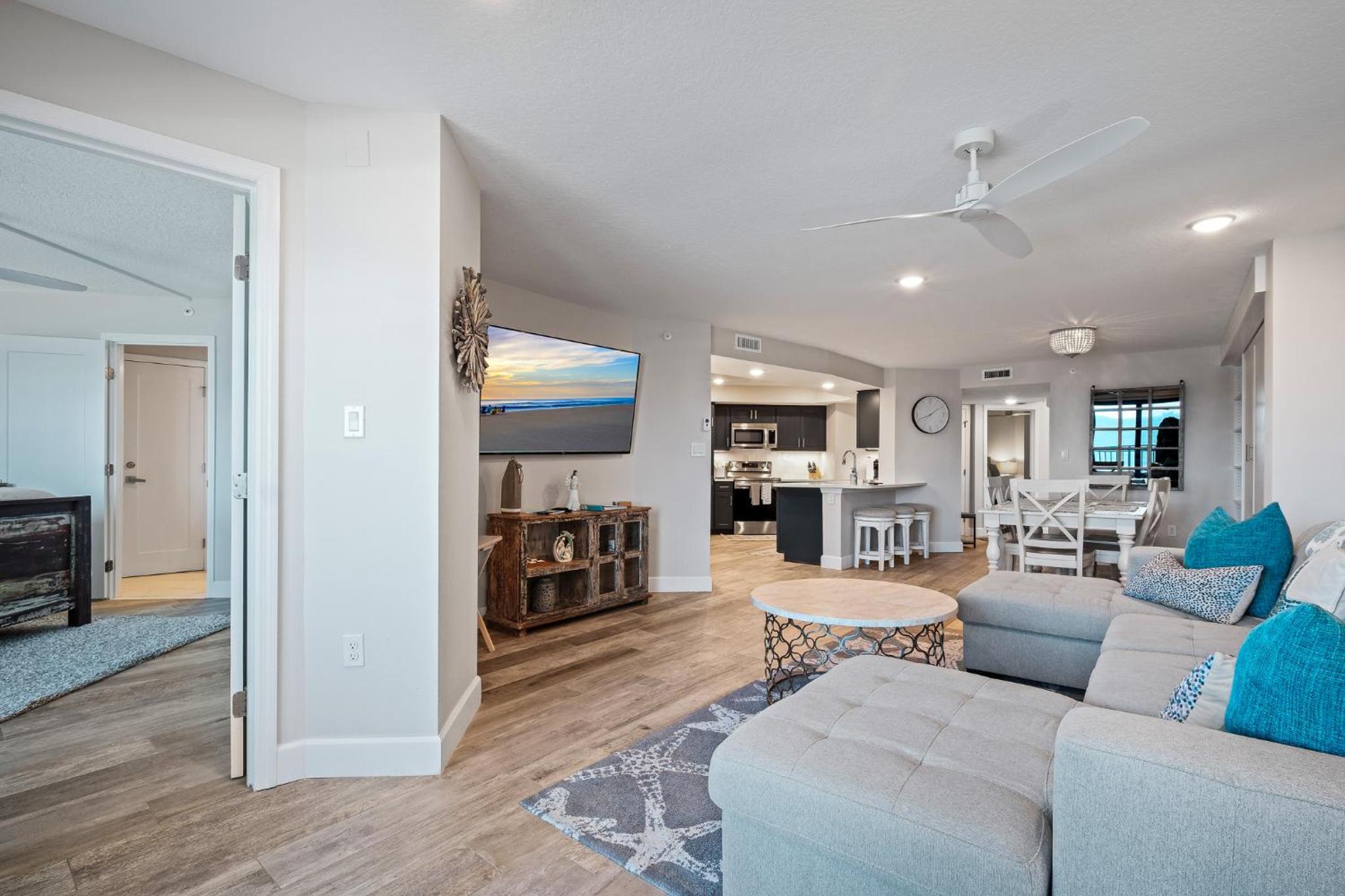 Stunning direct oceanfront condo with a balcony, hot tub, and heated pool
