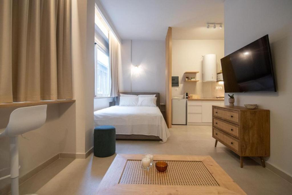 85 Urban Suites