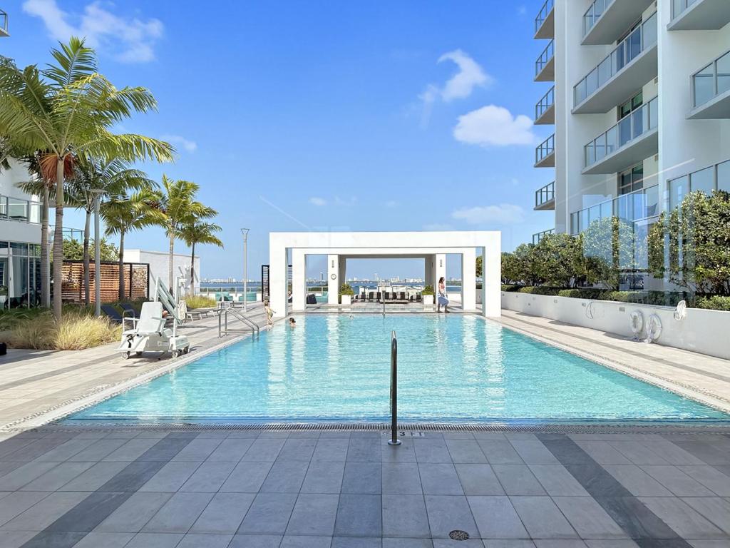 Luxe Condos - Miami Design District — Miami