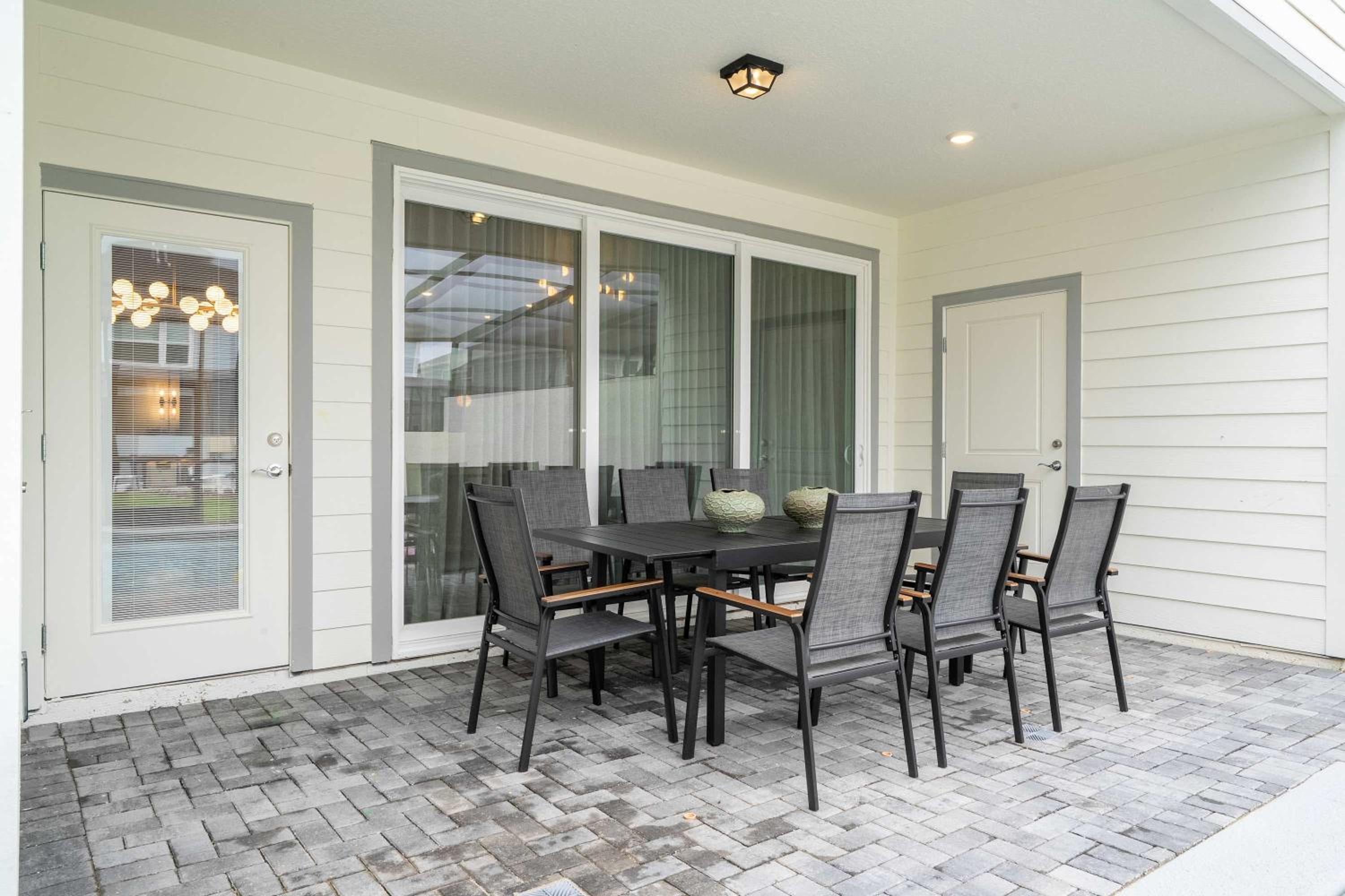 Upstay Family Fun 5BR Retreat w Pool & Games Room