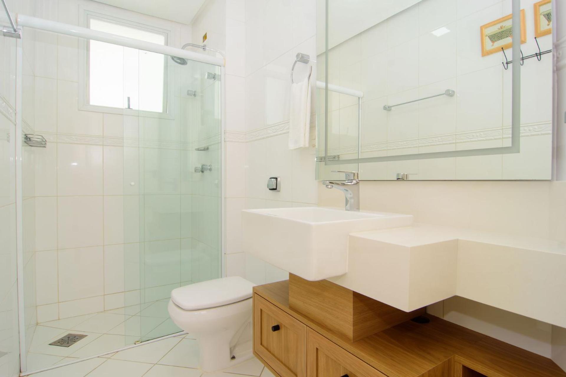 Apartamento amplo em Jurerê TF1181
