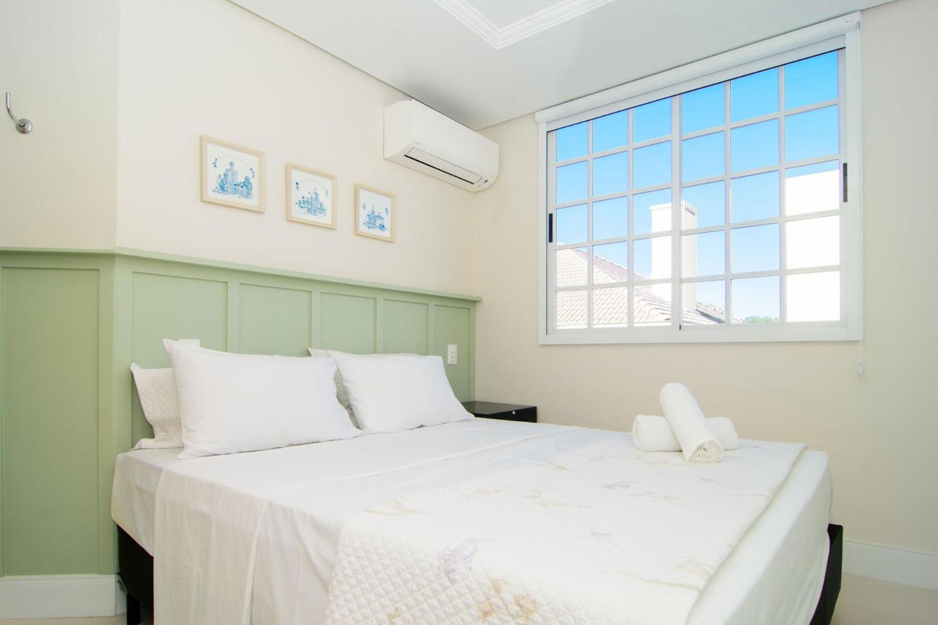 Apartamento amplo em Jurerê TF1181