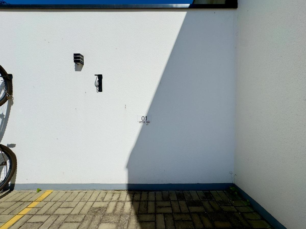 Localização Central! A 500 metros da Vila Germânica, Ar-Condicionado, Wi-Fi, Cozinha completa, Garagem Privativa Reserve agora