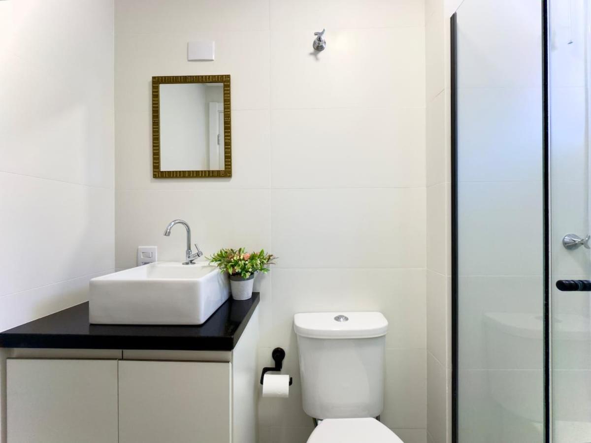 Localização Central! A 500 metros da Vila Germânica, Ar-Condicionado, Wi-Fi, Cozinha completa, Garagem Privativa Reserve agora