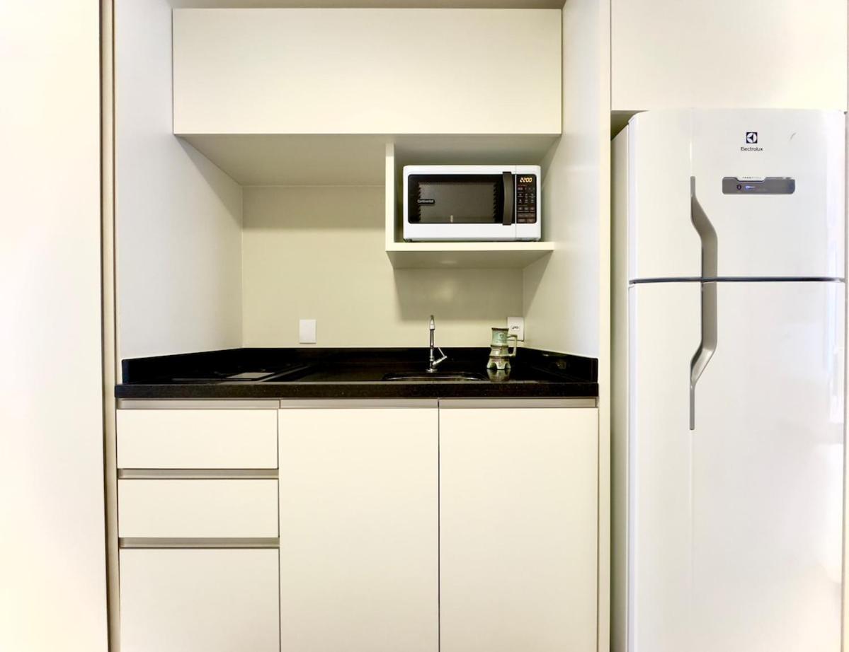 Localização Central! A 500 metros da Vila Germânica, Ar-Condicionado, Wi-Fi, Cozinha completa, Garagem Privativa Reserve agora