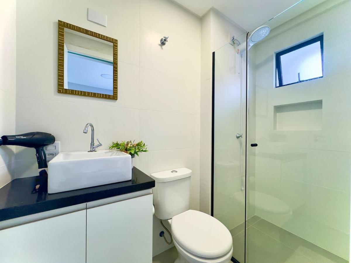 Localização Central! A 500 metros da Vila Germânica, Ar-Condicionado, Wi-Fi, Cozinha completa, Garagem Privativa Reserve agora
