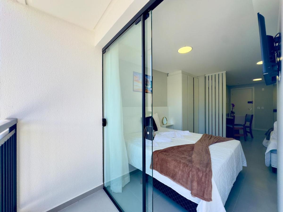 Localização Central! A 500 metros da Vila Germânica, Ar-Condicionado, Wi-Fi, Cozinha completa, Garagem Privativa Reserve agora