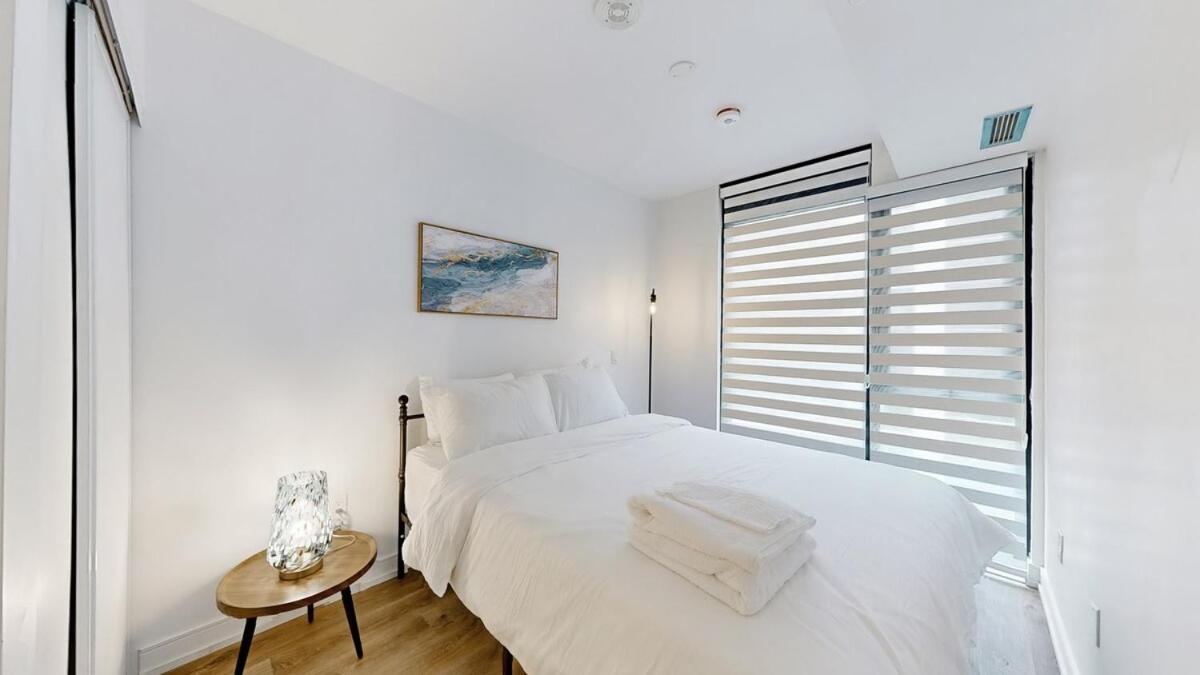 Cozy 2 Bdrm 2 Bath Entire Suite - Centre Hamilton