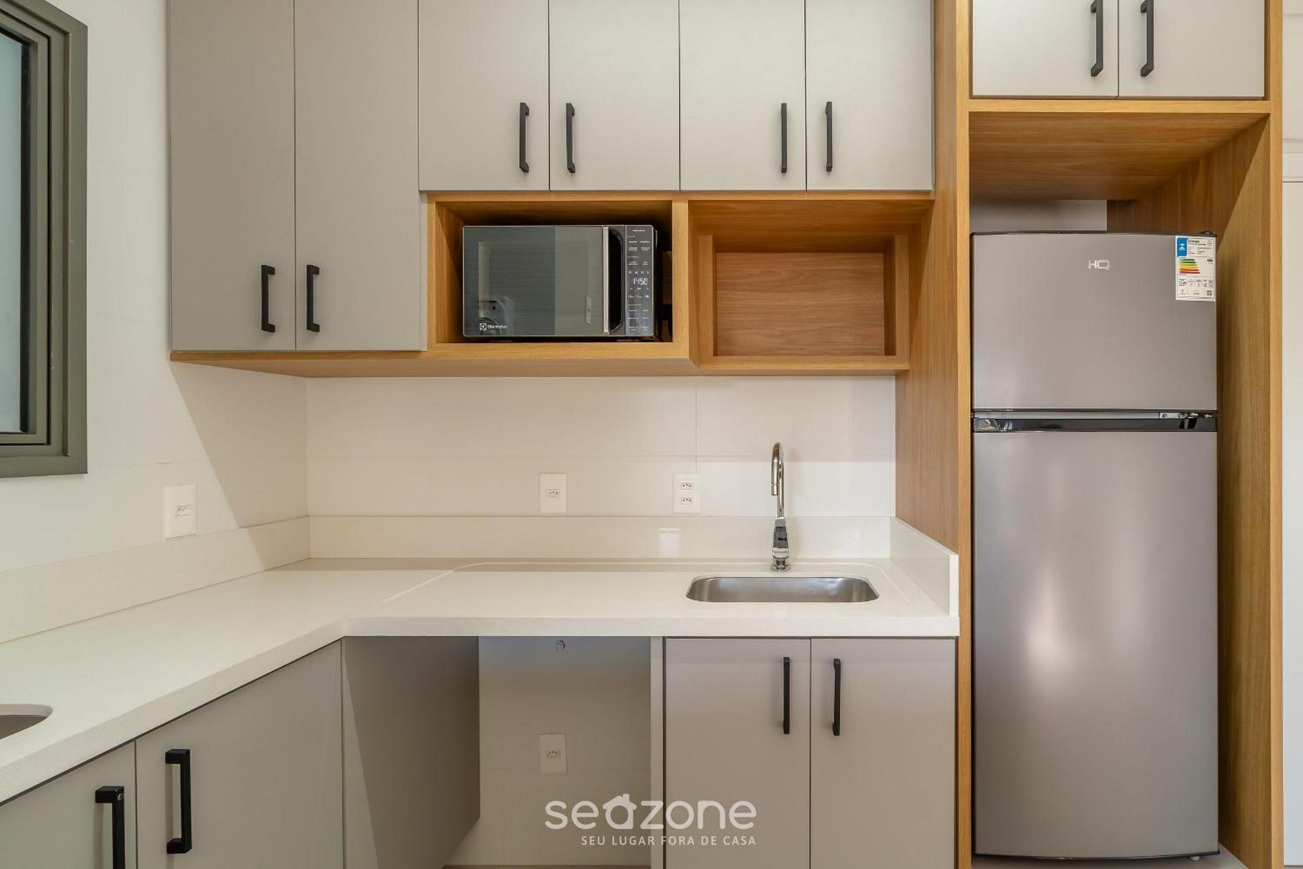 Apartments just a few minutes from UFSC, condo with laundry facilities.