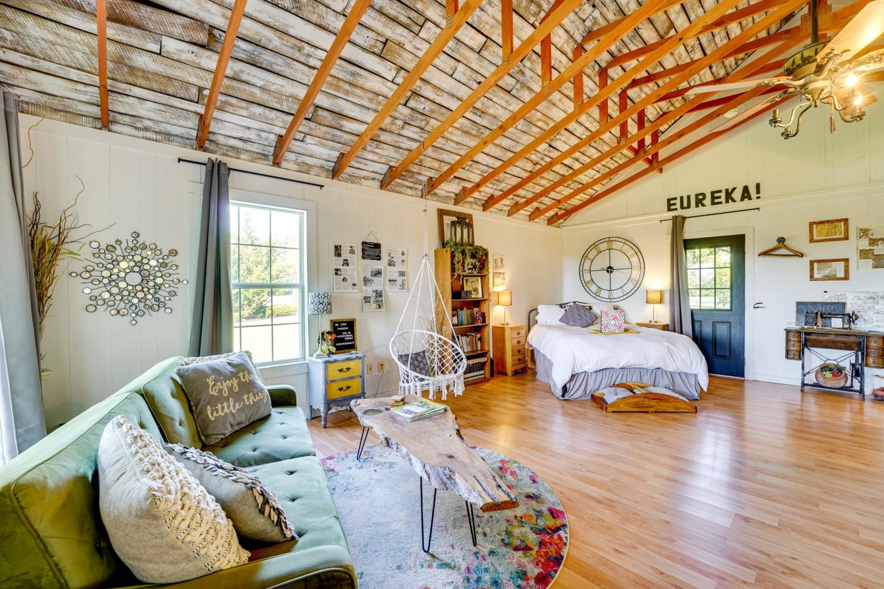 1 Mi to Downtown Eureka Springs Studio Retreat