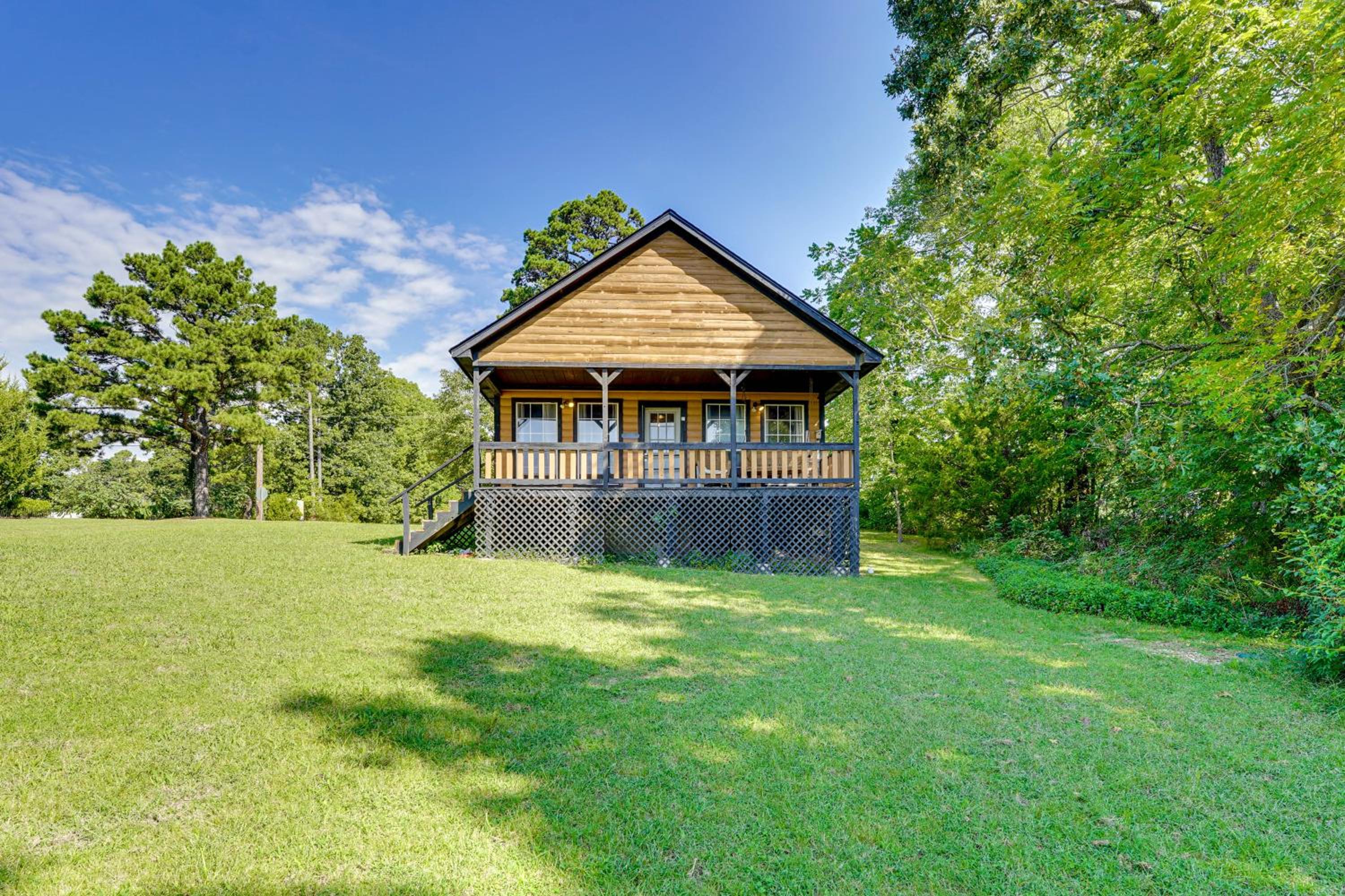 1 Mi to Downtown Eureka Springs Studio Retreat