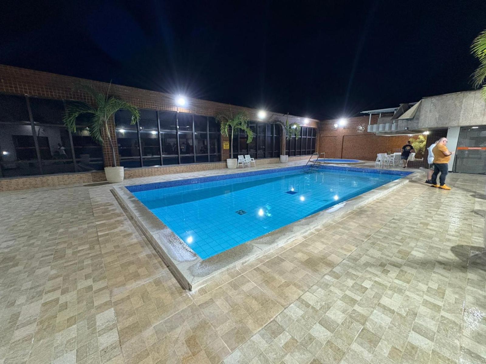 Sensacional Flat pé na areia na Praia da Costa