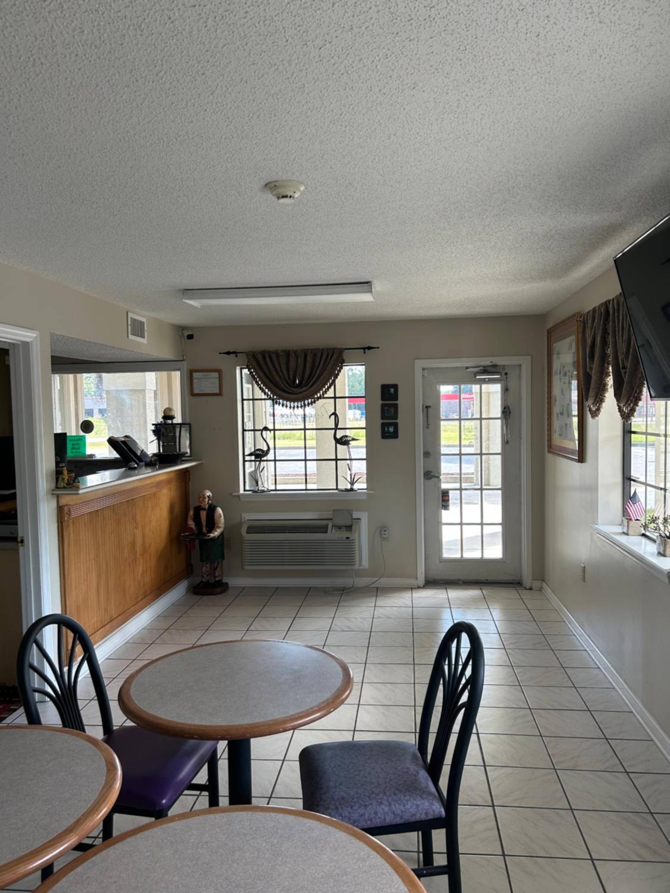 peach tree inn