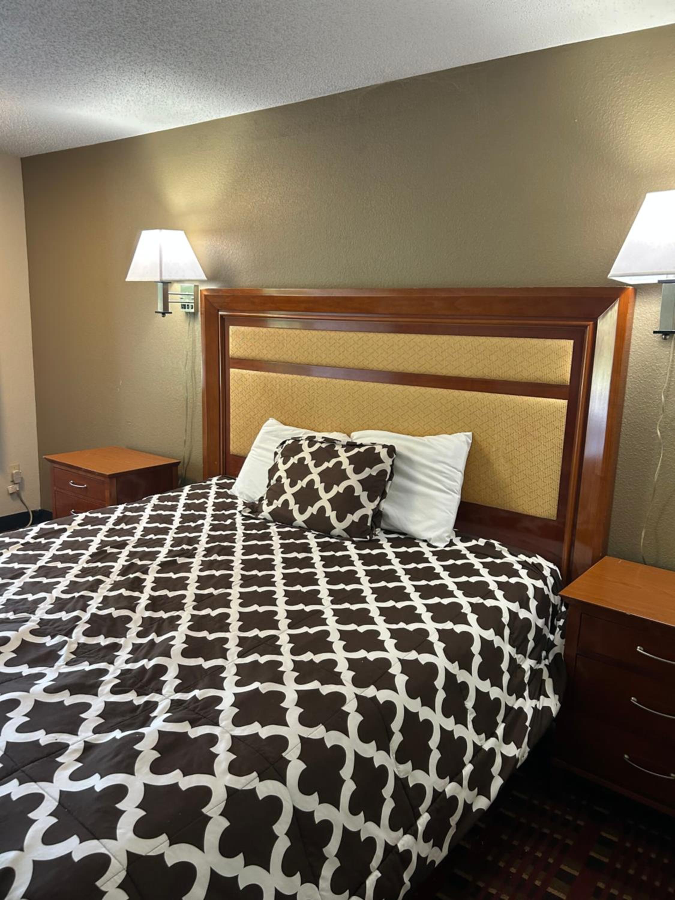 peach tree inn