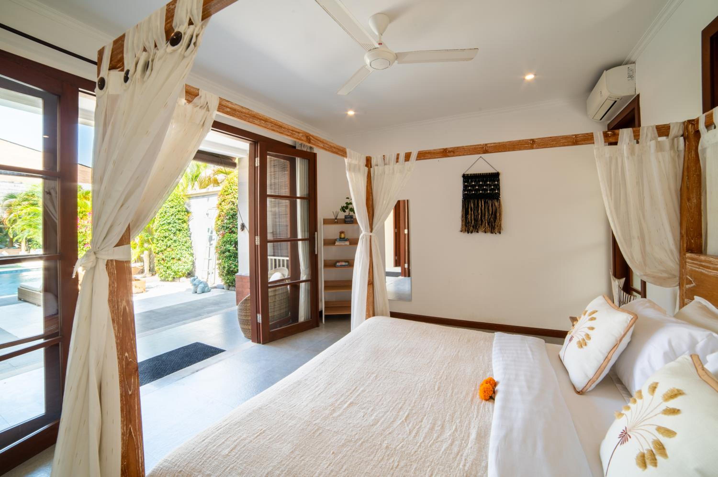 Island Getaway Villa