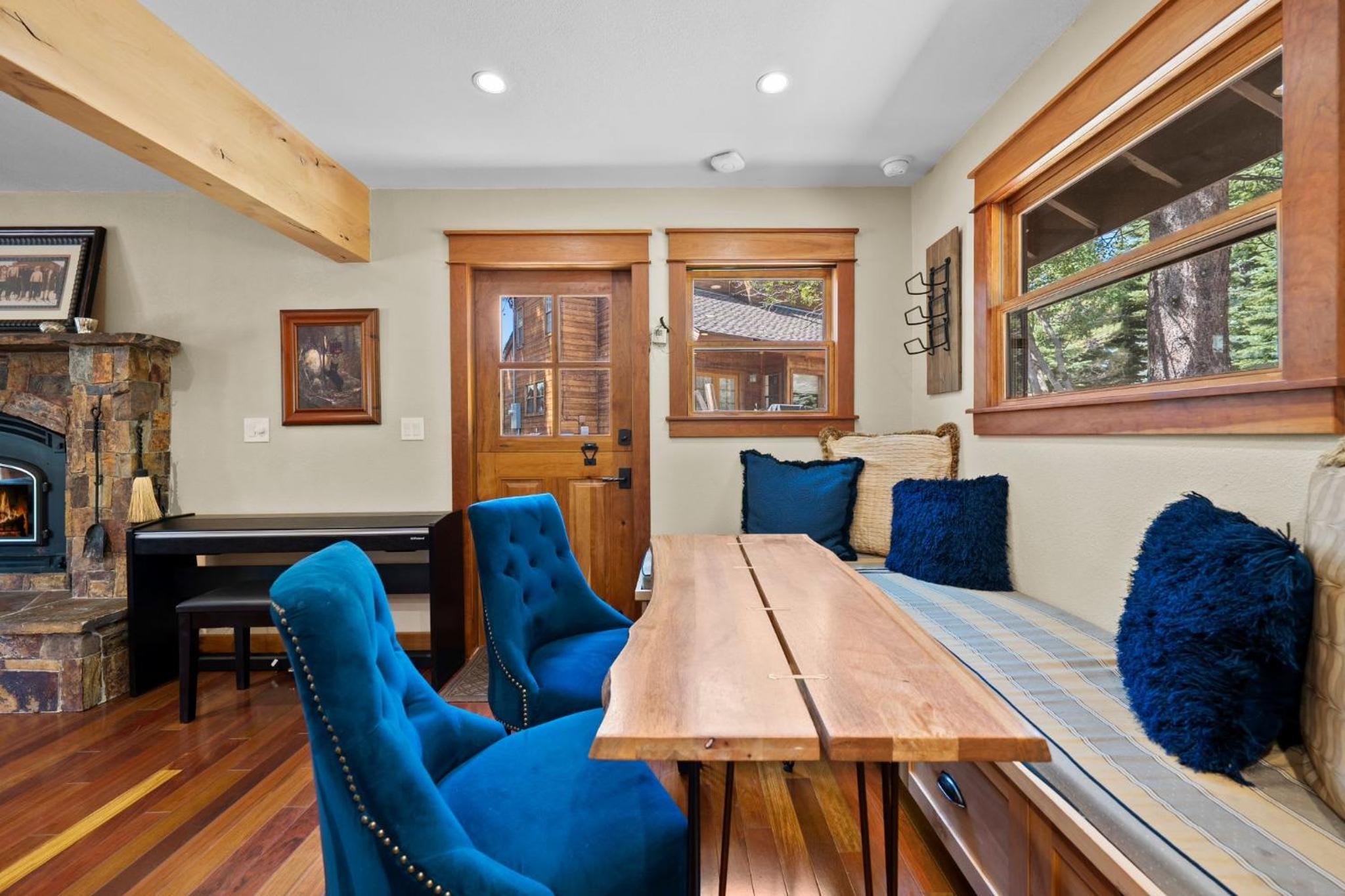 Cozy Aspen Haven - Stay for 6