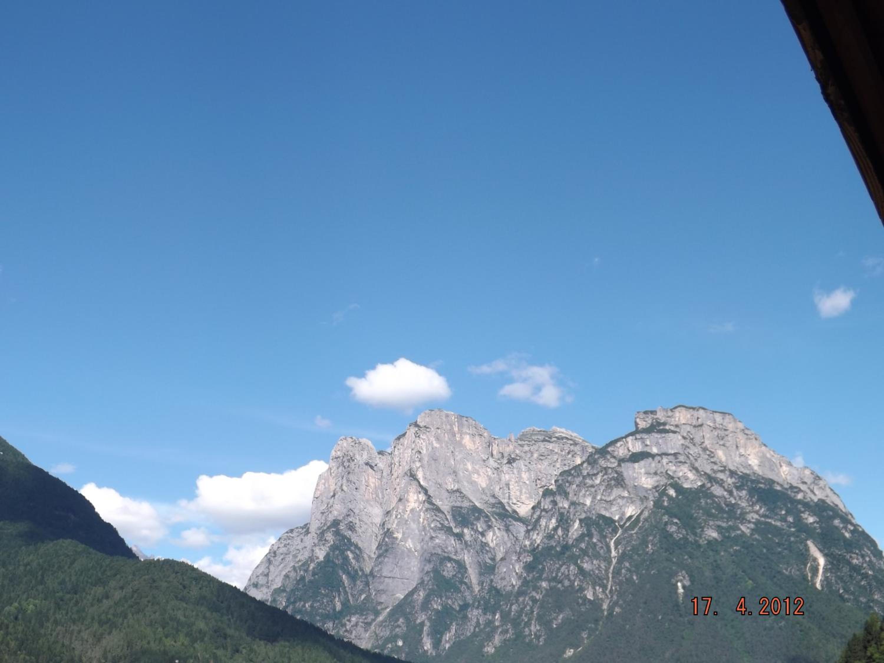 Photo 50