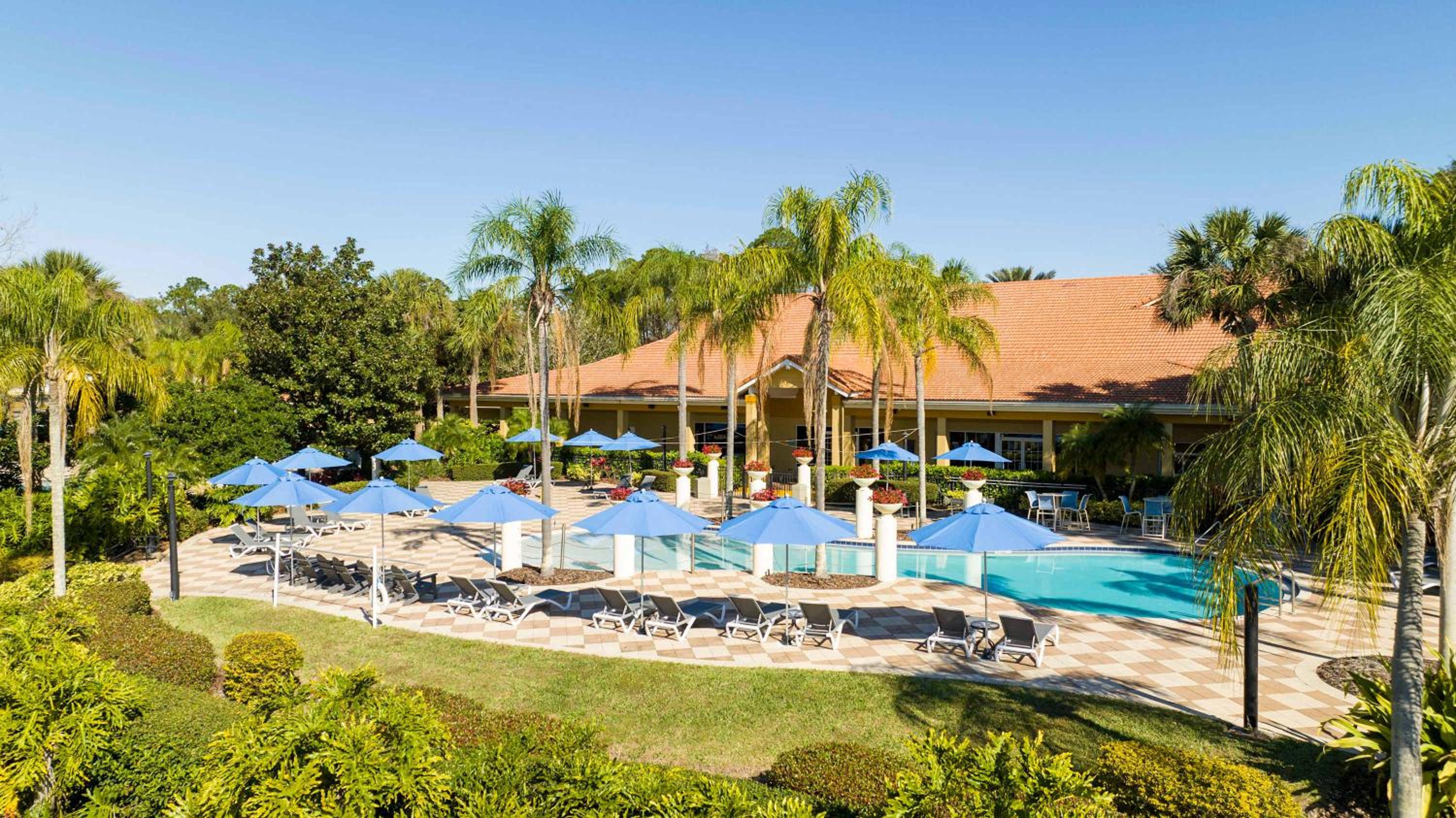 Bright 3B w Pool Close to Disney Encantada 8545