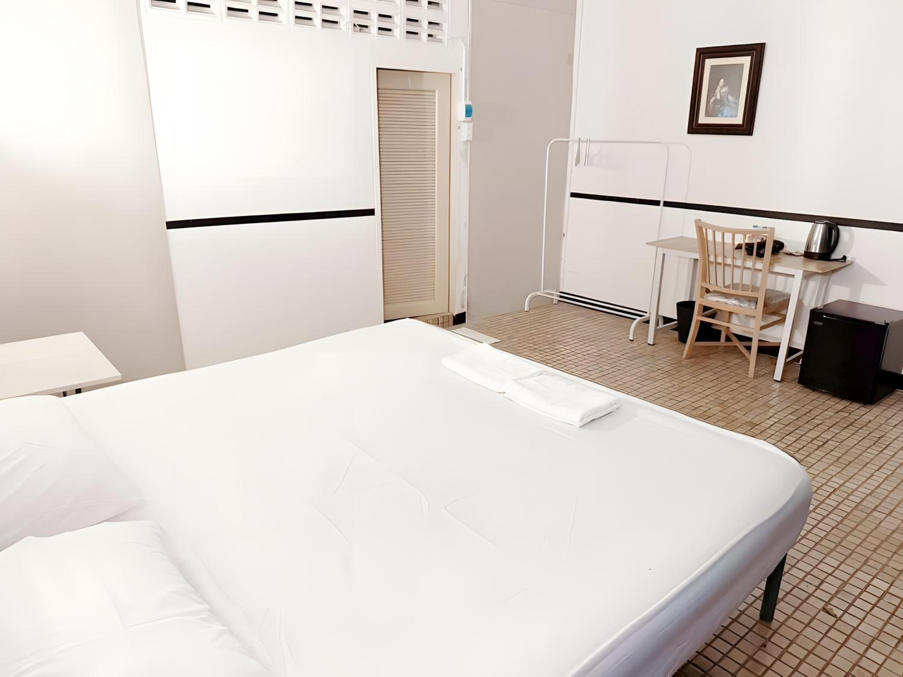 XX Toss Inn Hat Yai OldTown - ทอส อินน์ หาดใหญ่ ตลาดกิมหยง